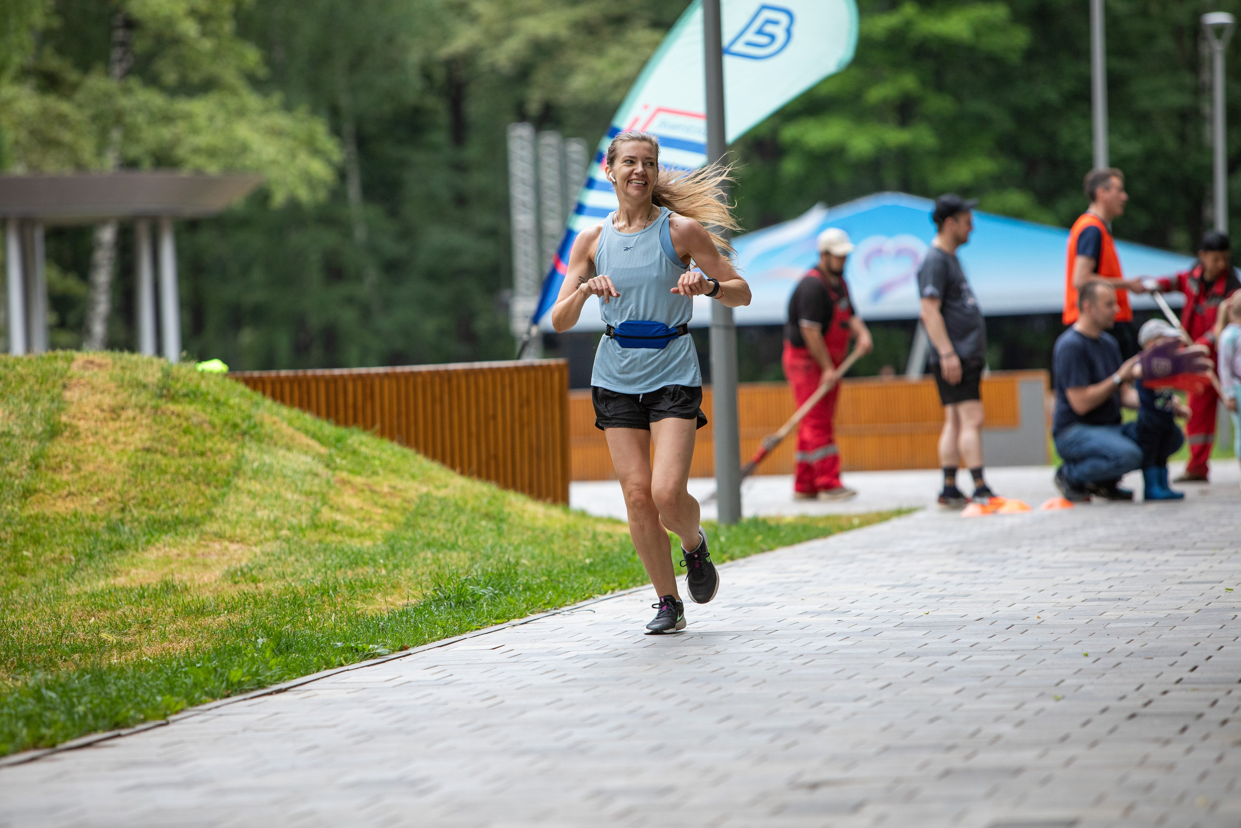 5 вёрст в Химках в День России, 12.06.24. Фотограф Сергей Ловкий