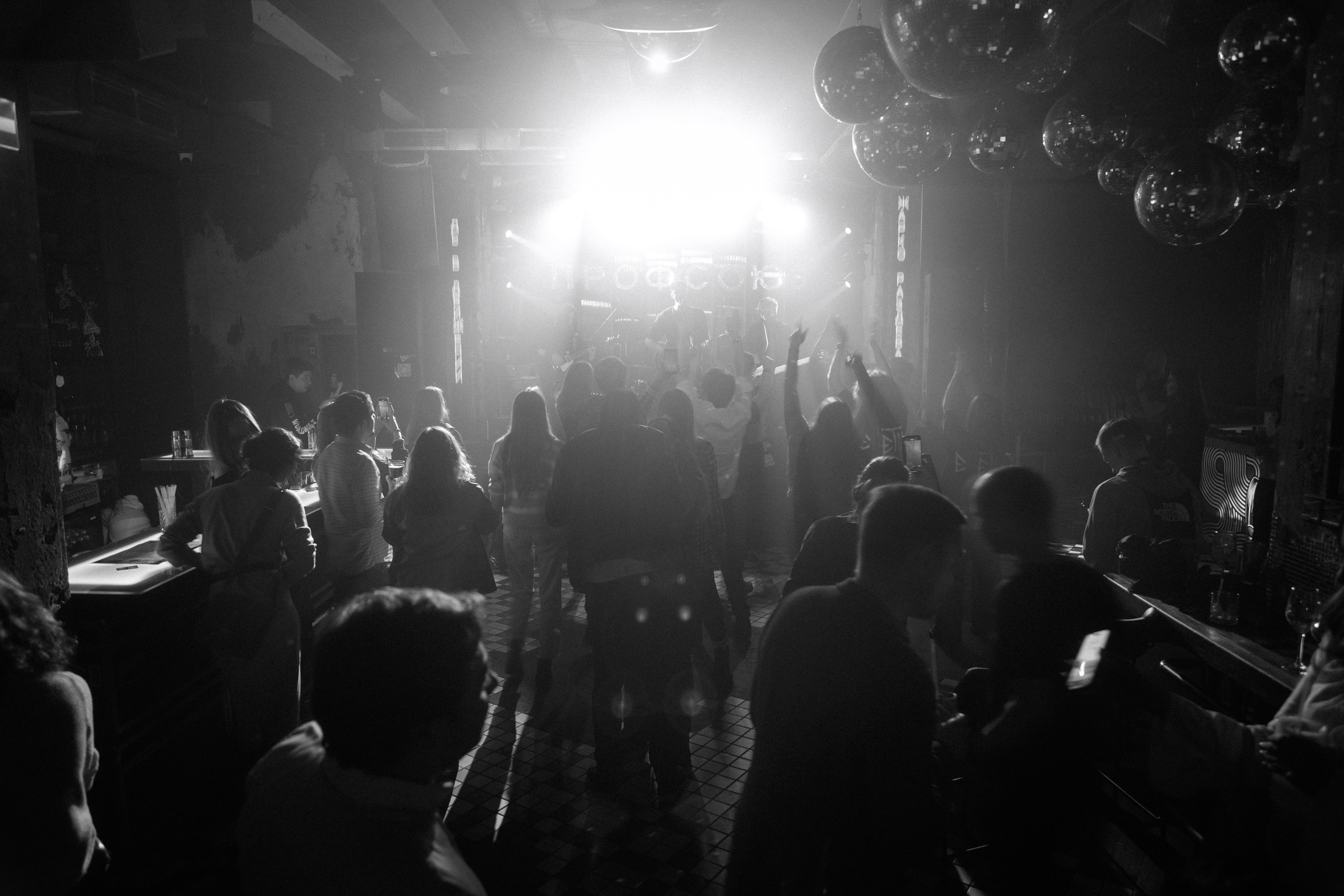 Elleth at the Profsouze Bar. Commercial photographer | Anton Ermakov