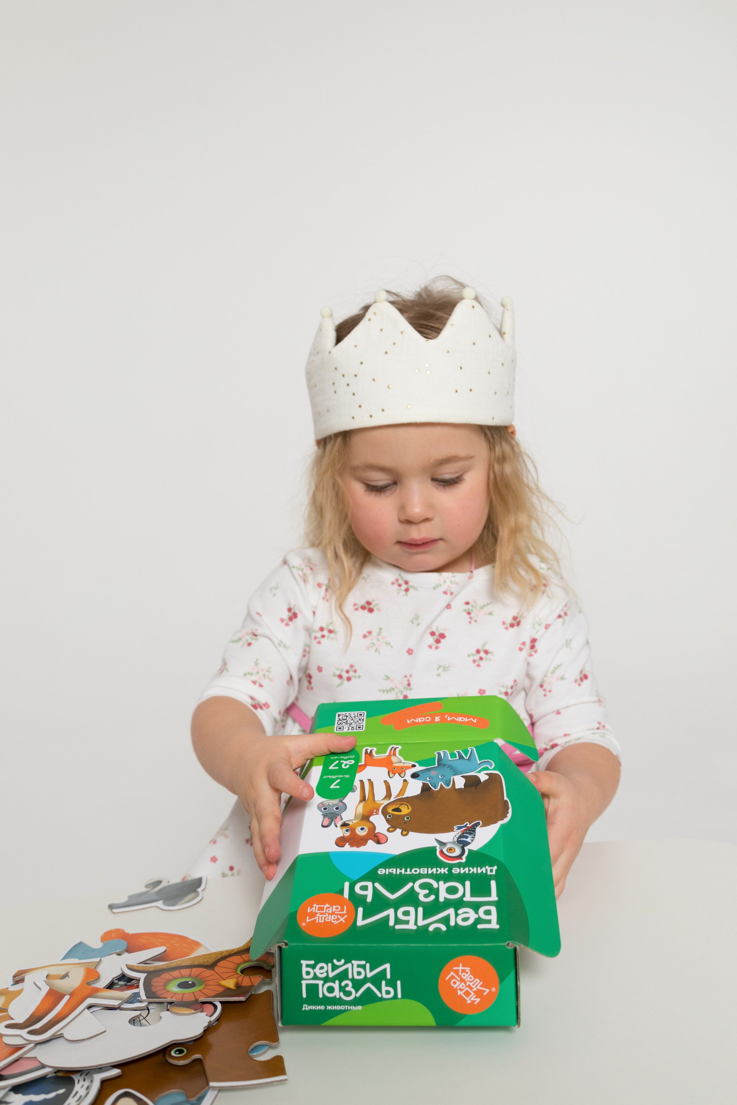 Имиджевая и каталожная съёмка для бренда детских пазлов. Детский и контент фотограф Надя Волкова Санкт-Петербург