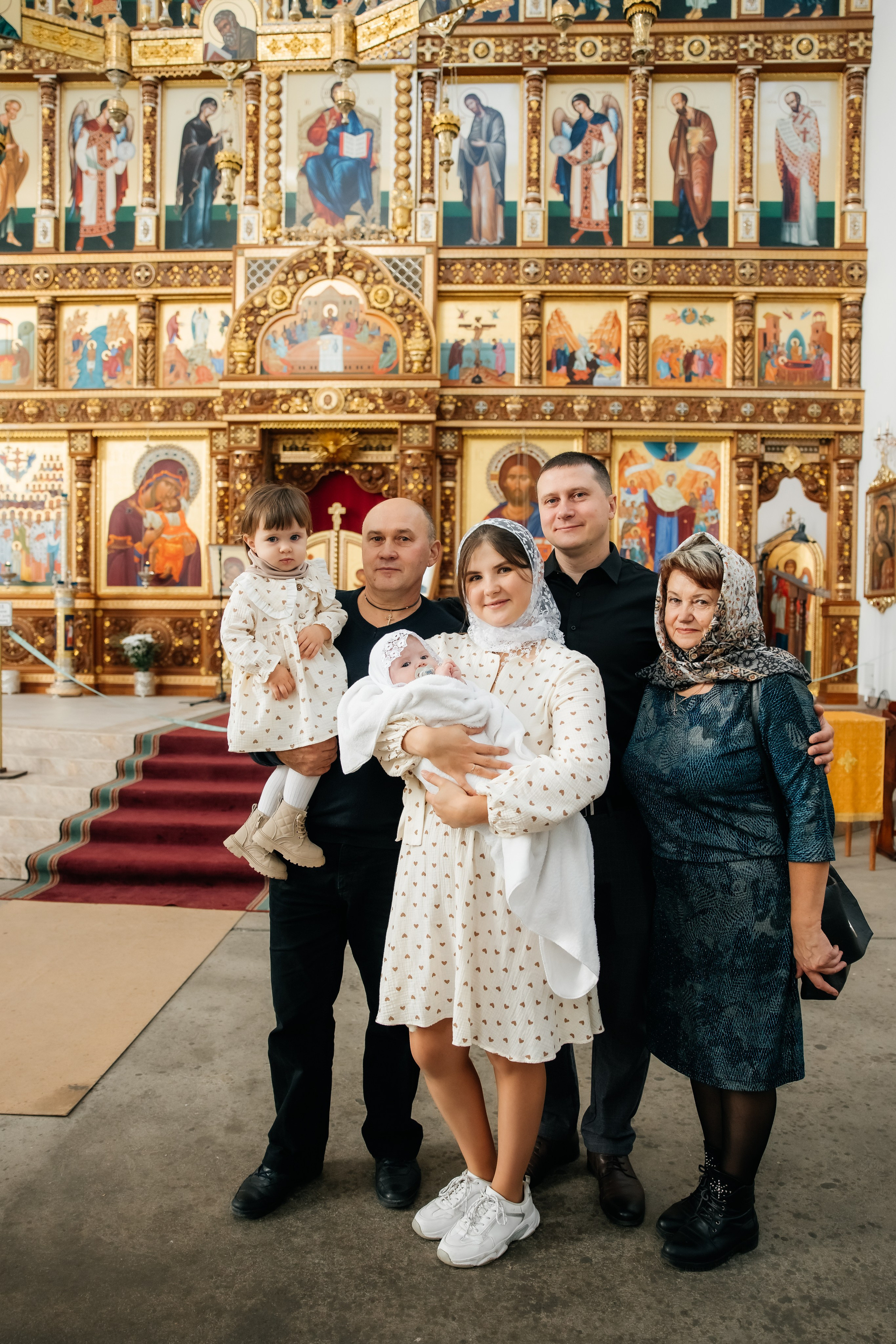 Крещение Мирославы. Храм иконы Божьей Матери «Всех скорбящих Радость». Фотограф ВИКА МЕДУЗА