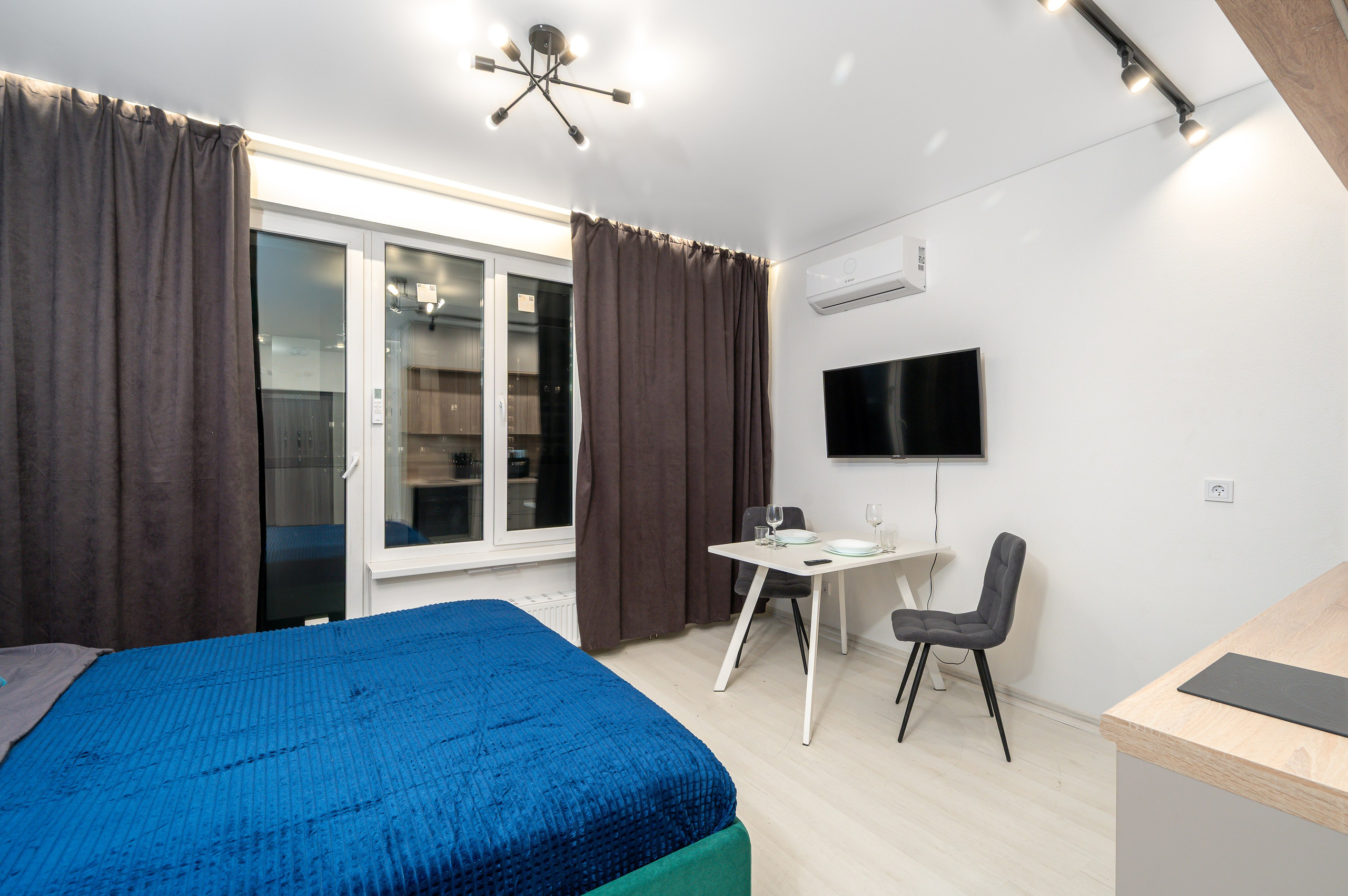 Студии на Головнина. Интерьерный фотограф. Фото- видеосъемка недвижимости Санкт-Петербург