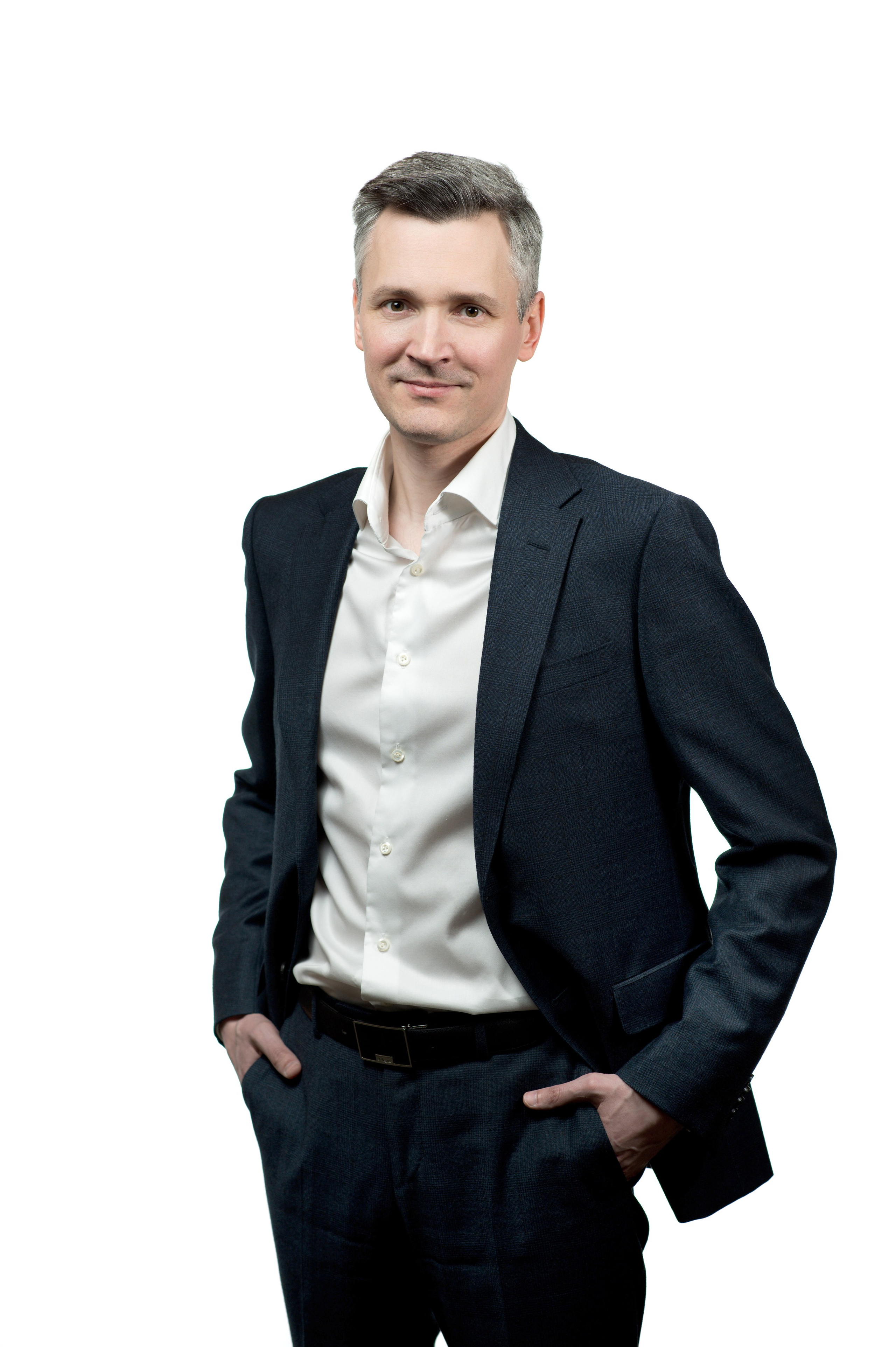 Корпоративные/профессиональные портреты. Репортажный фотограф и видеограф Слава Думчев. Тимбилдинги, отчетники, корпоративы