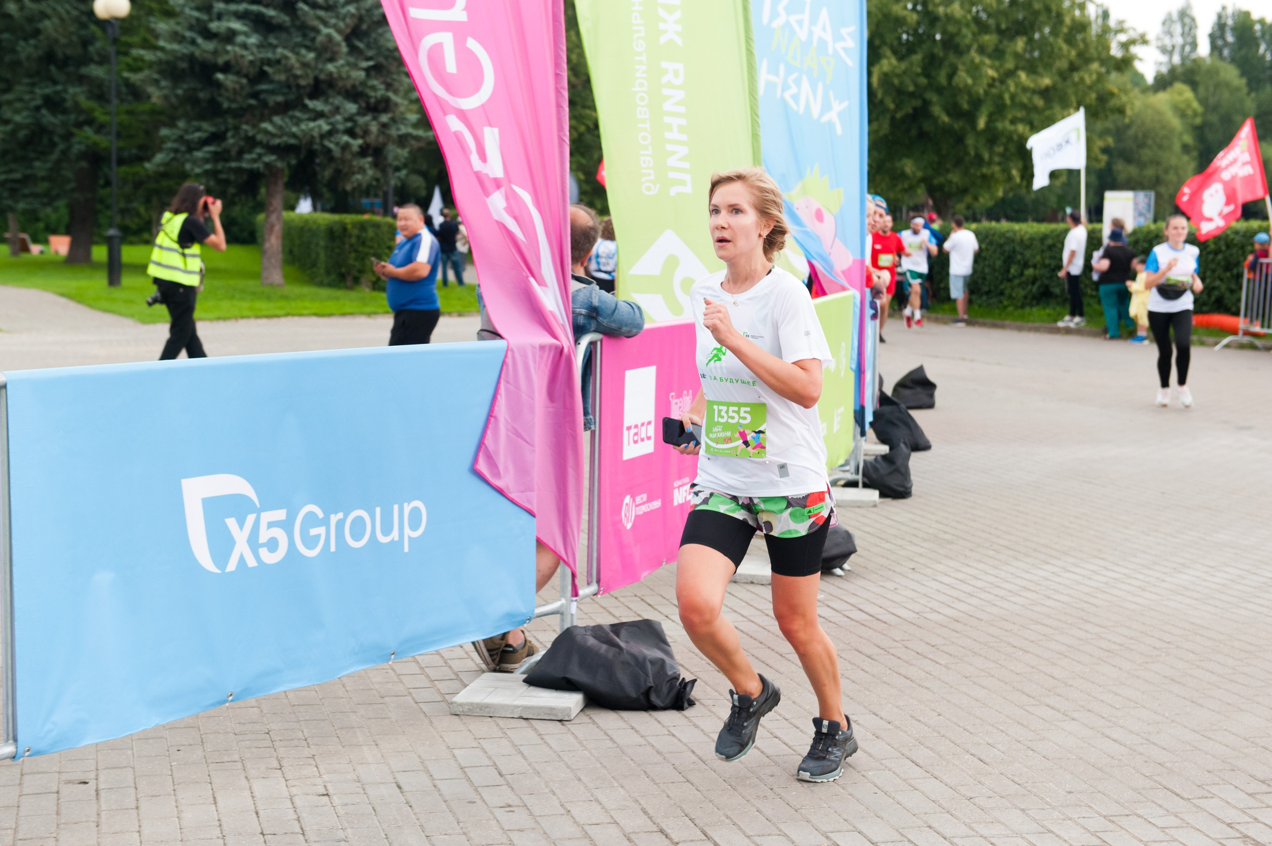 Корпоративное. Забег X5 Retail Group. Репортажный фотограф и видеограф Слава Думчев. Тимбилдинги, отчетники, корпоративы