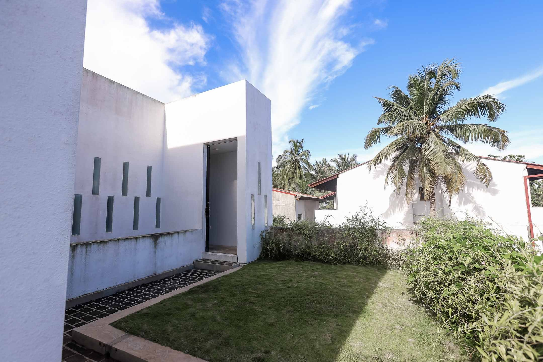 Отель пляж Хабарадува. Фотограф на Шри-Ланке