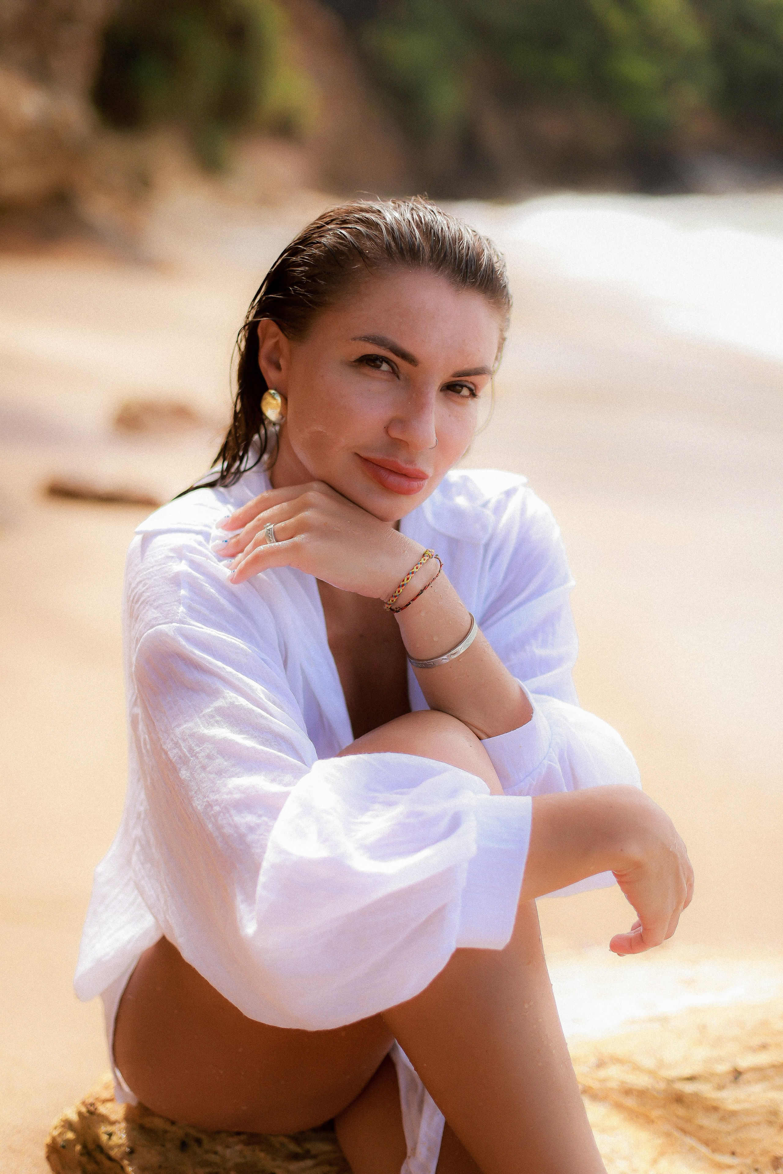 Эстетичные кадры на пляже Coconut Beach: девушка в тропическом раю | Фотосессия на Шри-Ланке. Фотограф на Шри-Ланке