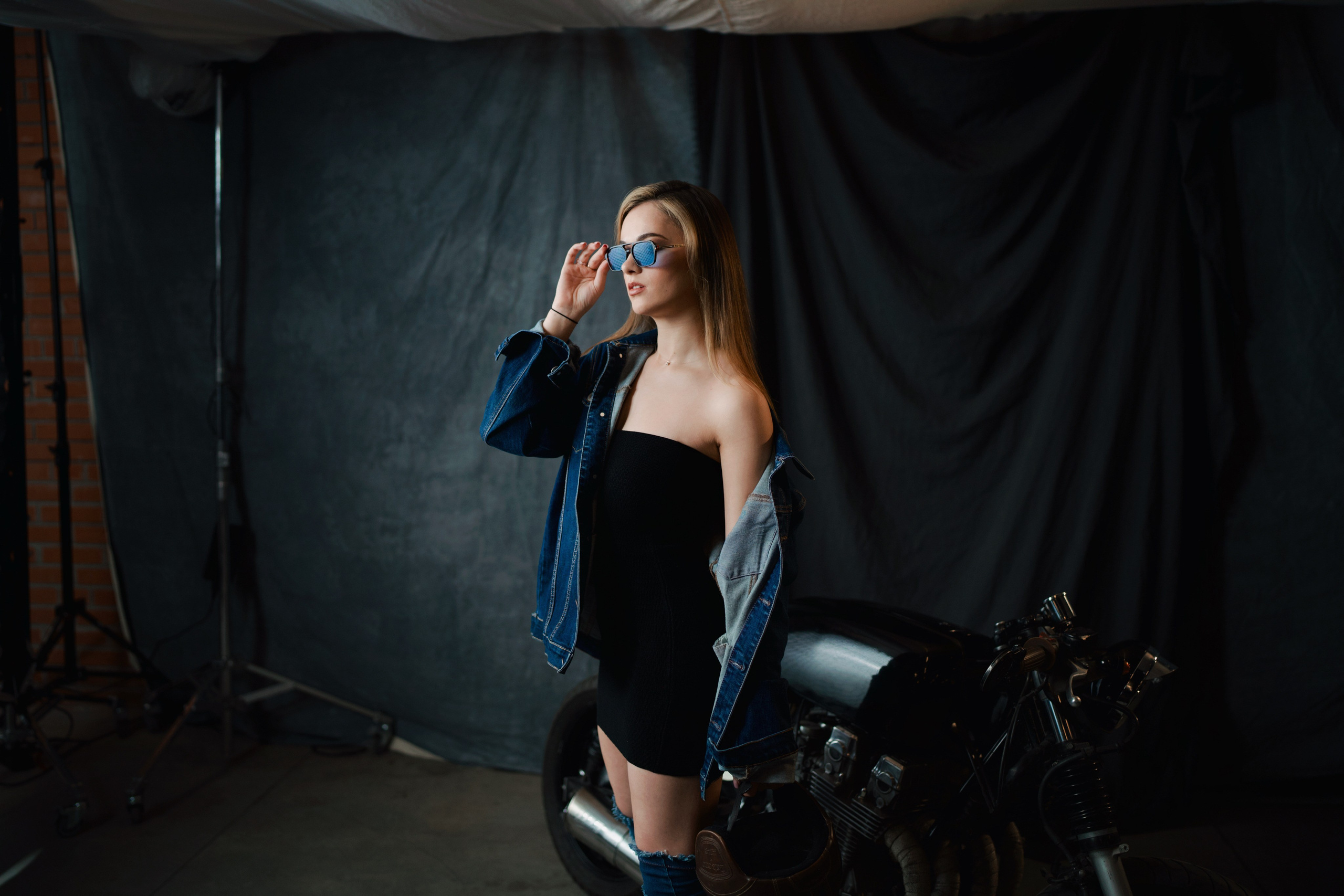 Алина. Hmliber — фотограф и контент-креатор из Петербурга