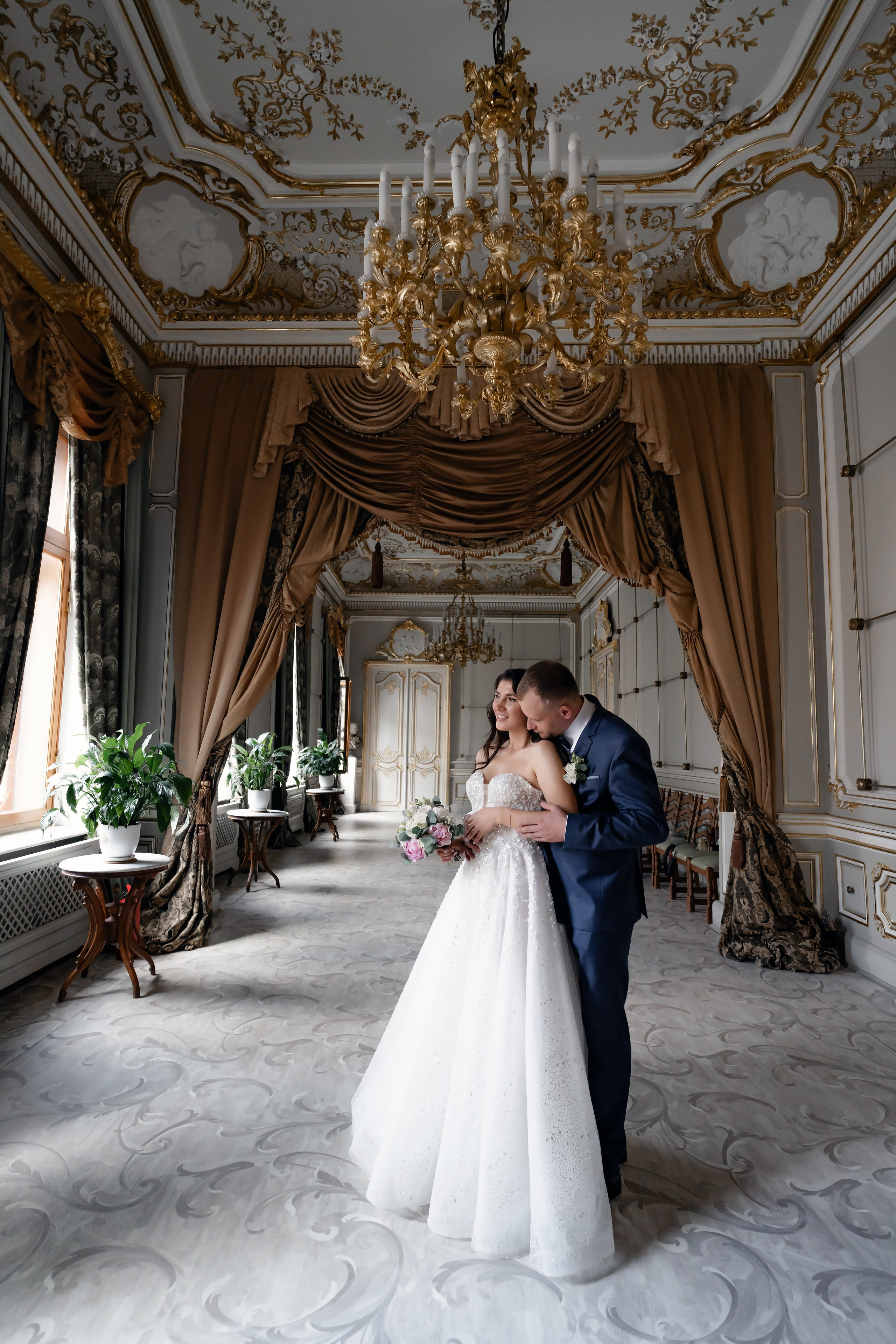 Места для фотосессии зимой в плохую погоду в Санкт-Петербурге. Свадебный фотограф Александр Невский в Санкт-Петербурге