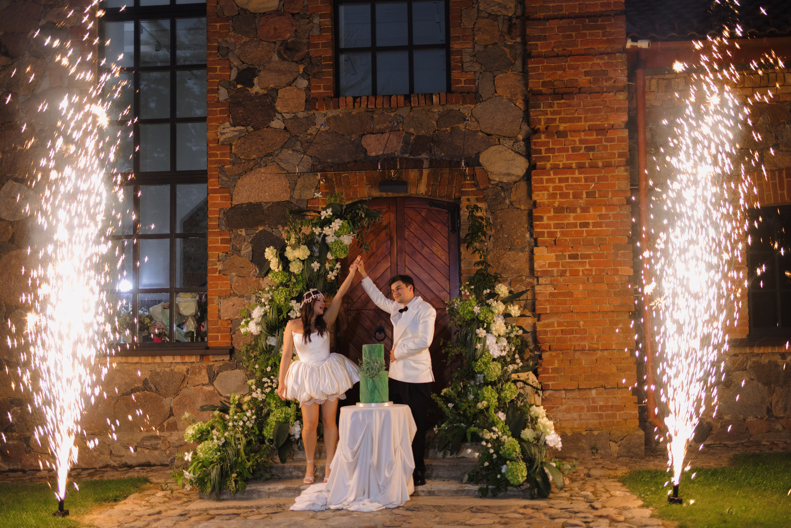 Свадебная фотосъемка в «Двор Стайки»