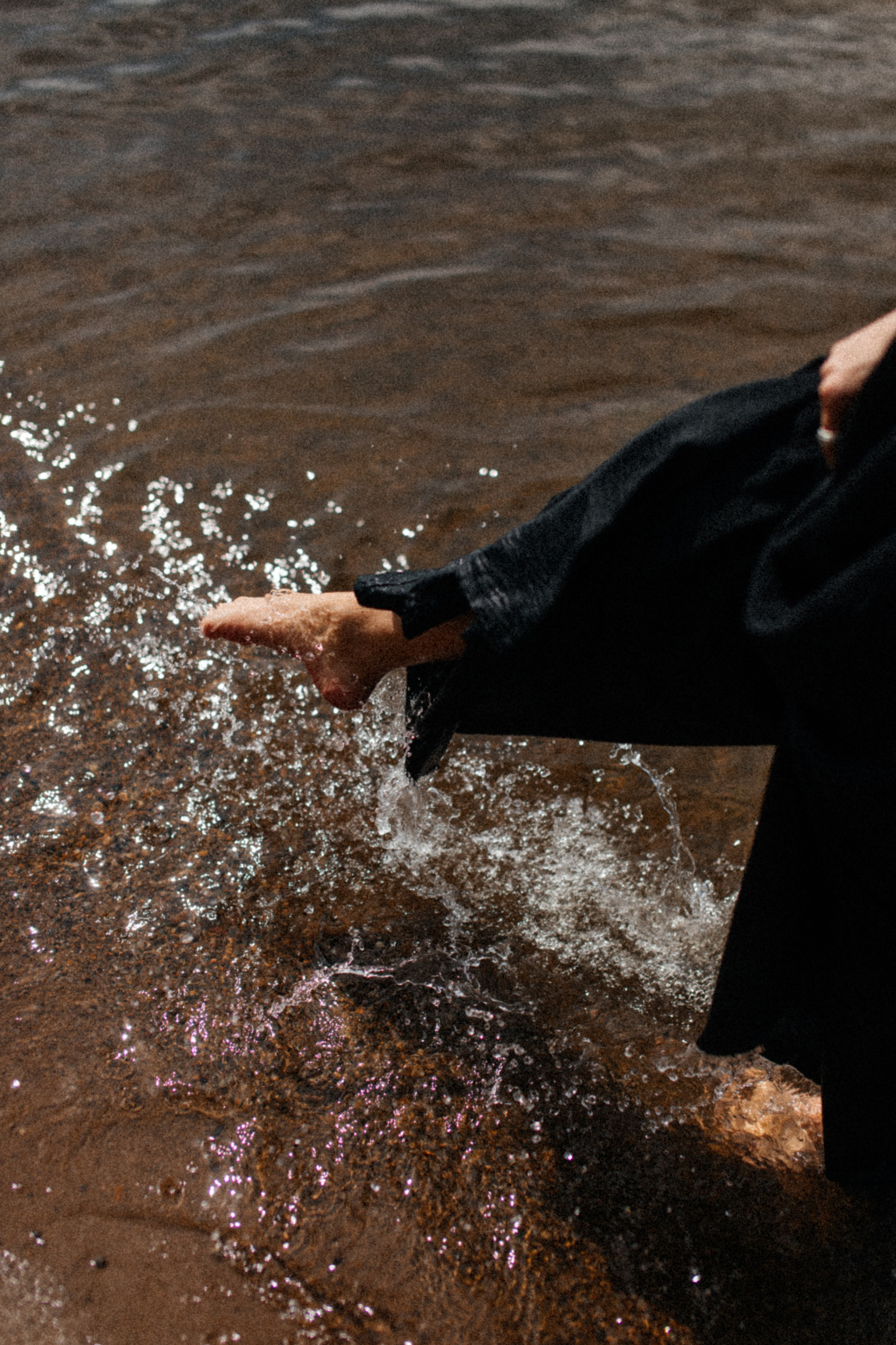 Босиком по скалам. Свадебный и семейный фотограф в Санкт-Петербурге