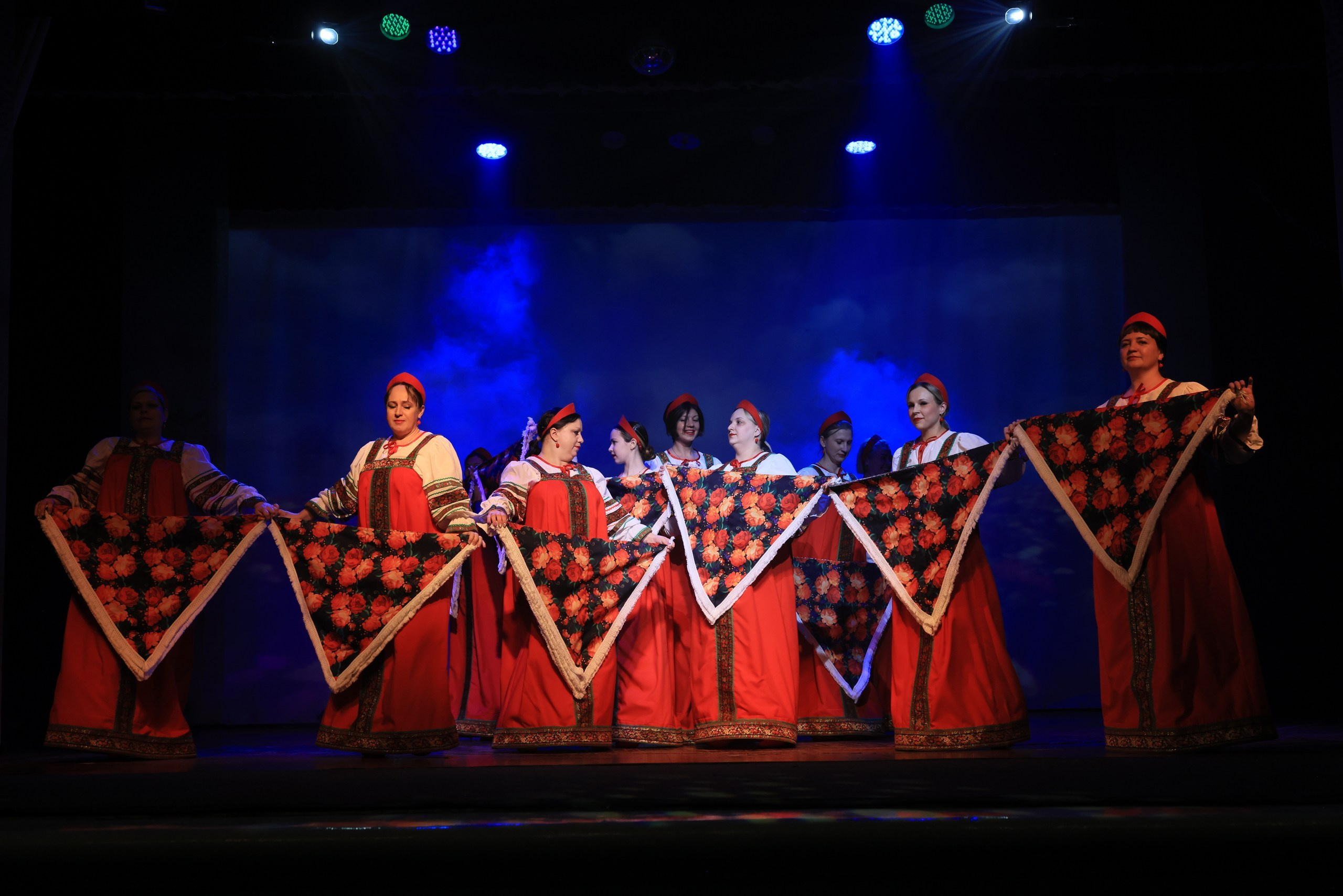 Концерт к 8 Марта в ДК «Металлург» г. Тула. Фотограф в Туле Крупский АнДРей. Фотостудия «КАДР71» в Туле