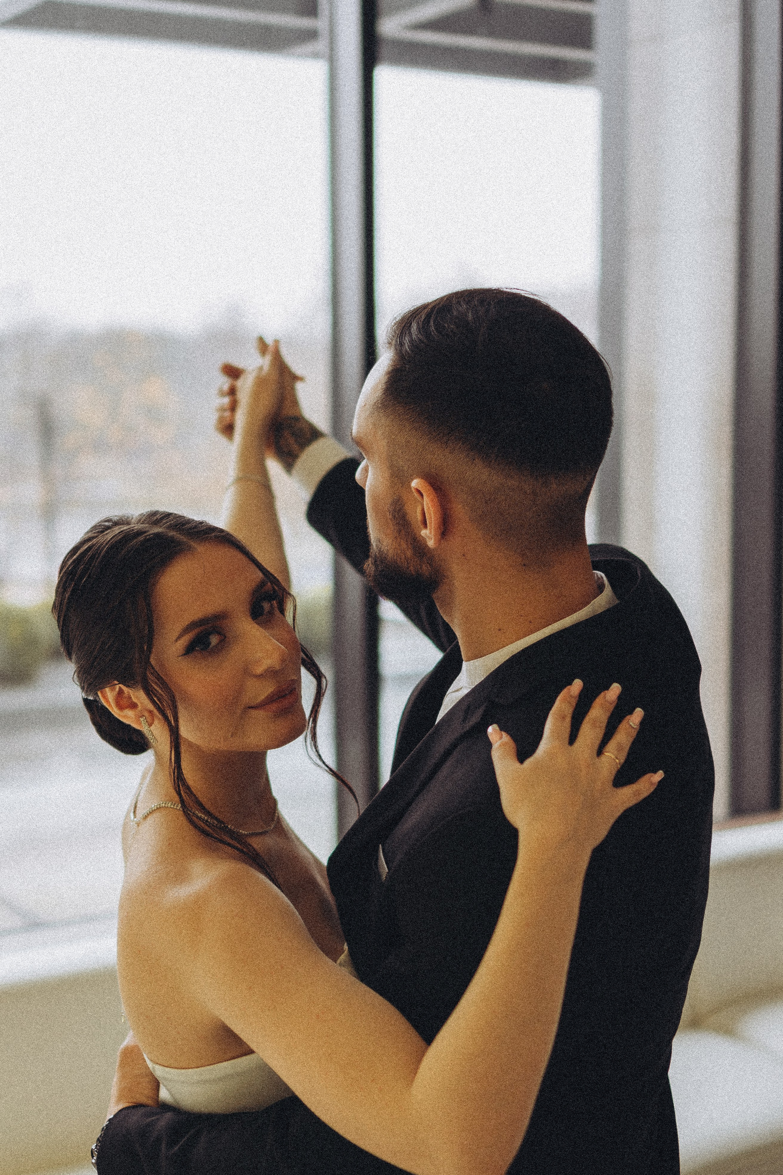 СВАДЕБНАЯ СЬЕМКА СБОРОВ ЖЕНИХА И НЕВЕСТЫ В ОТЕЛЕ И ТАКЖЕ ФОТОСЕССИИЯ В ОТЕЛЕЕ МЕГАПОЛИС БРЯНСК. Профессиональный фотограф, Санкт-Петербург — Виктория Богомолова