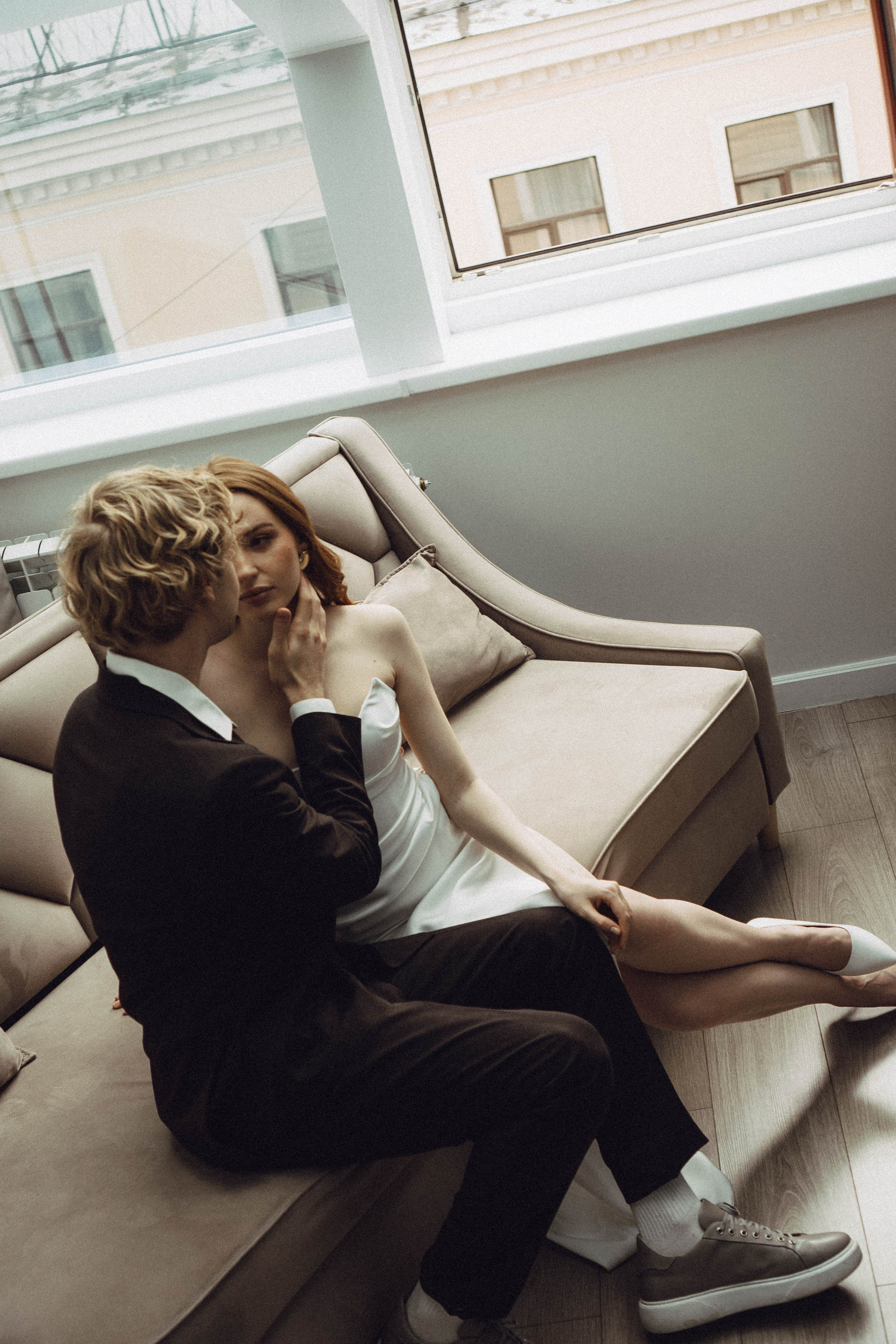 СВАДЕБНАЯ СЬЕМКА В ОТЕЛЕ. СБОРЫ ЖЕНИХА И НЕВЕСТЫ И ТАКЖЕ ТОР И ПОДГОТОВКА К ПРОГУЛКЕ. Профессиональный фотограф, Санкт-Петербург — Виктория Богомолова