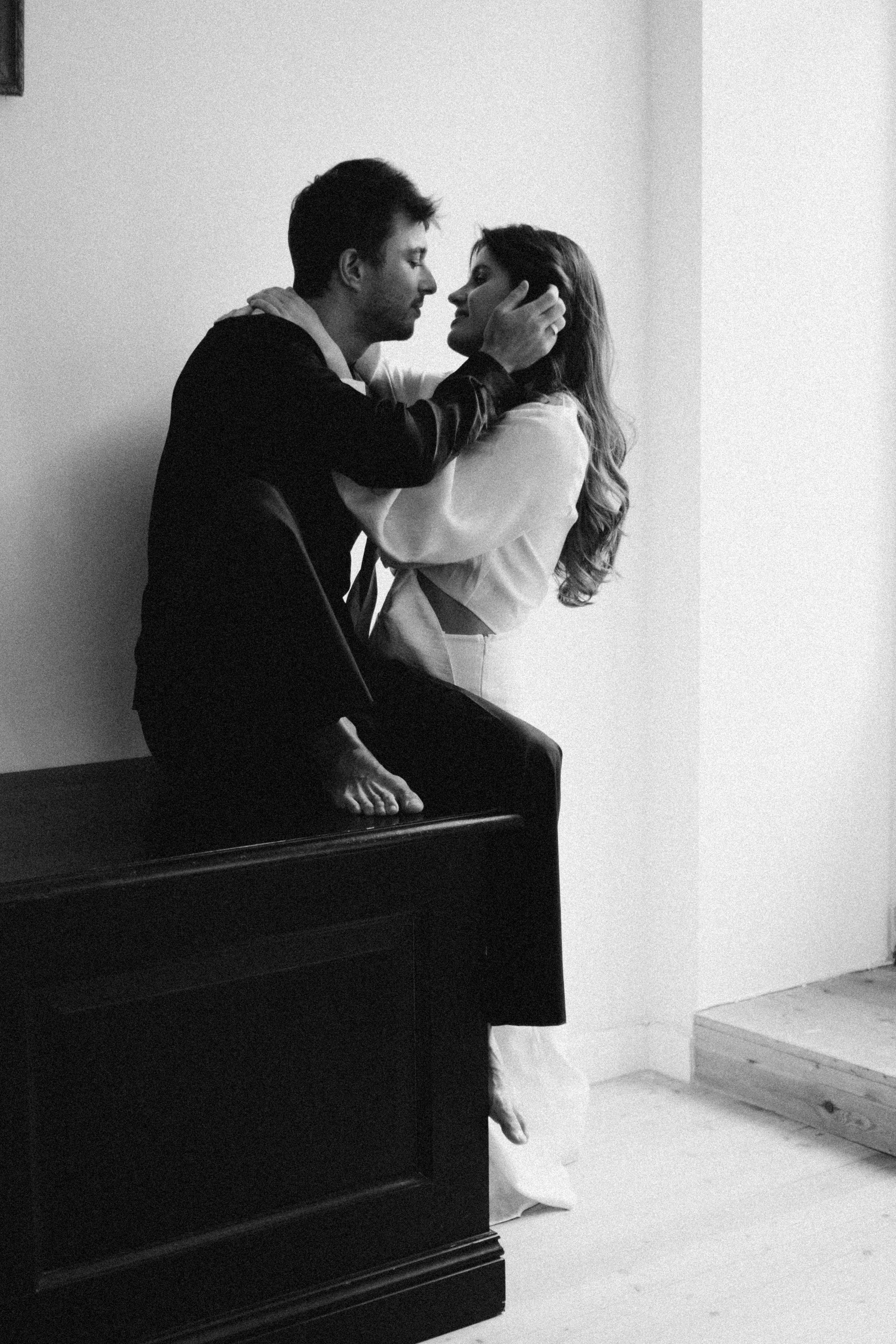 СБОРЫ ЖЕНИХА И НЕВЕСТЫ В УЮТНОЙ КВАРТИРЕ В ЦЕНТРЕ САНТК-ПЕТЕРБУРГА. Профессиональный фотограф, Санкт-Петербург — Виктория Богомолова