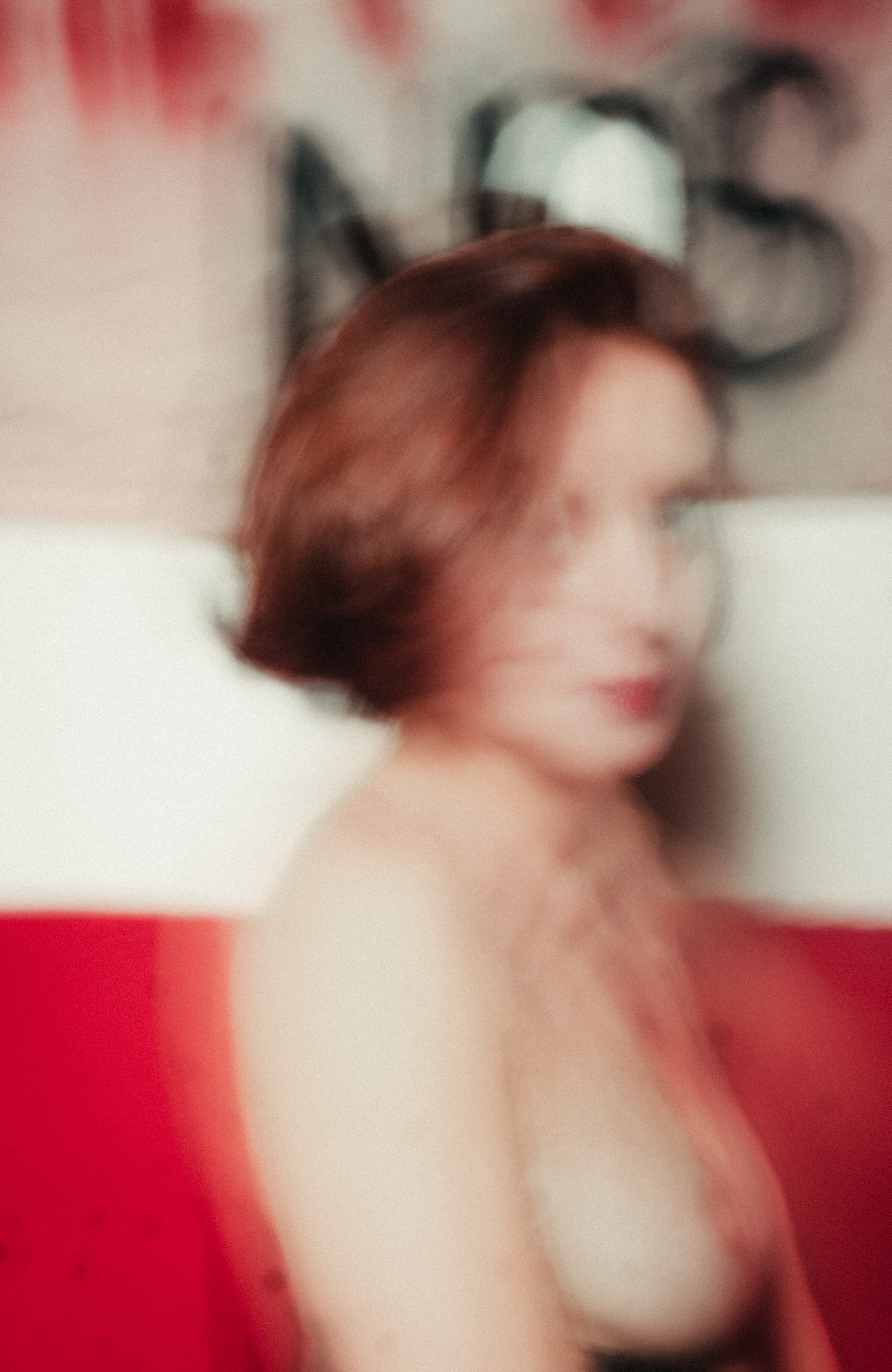 Des millions pour vos bombes des miettes pour nos vies. Фотограф Париж / Photographer Paris