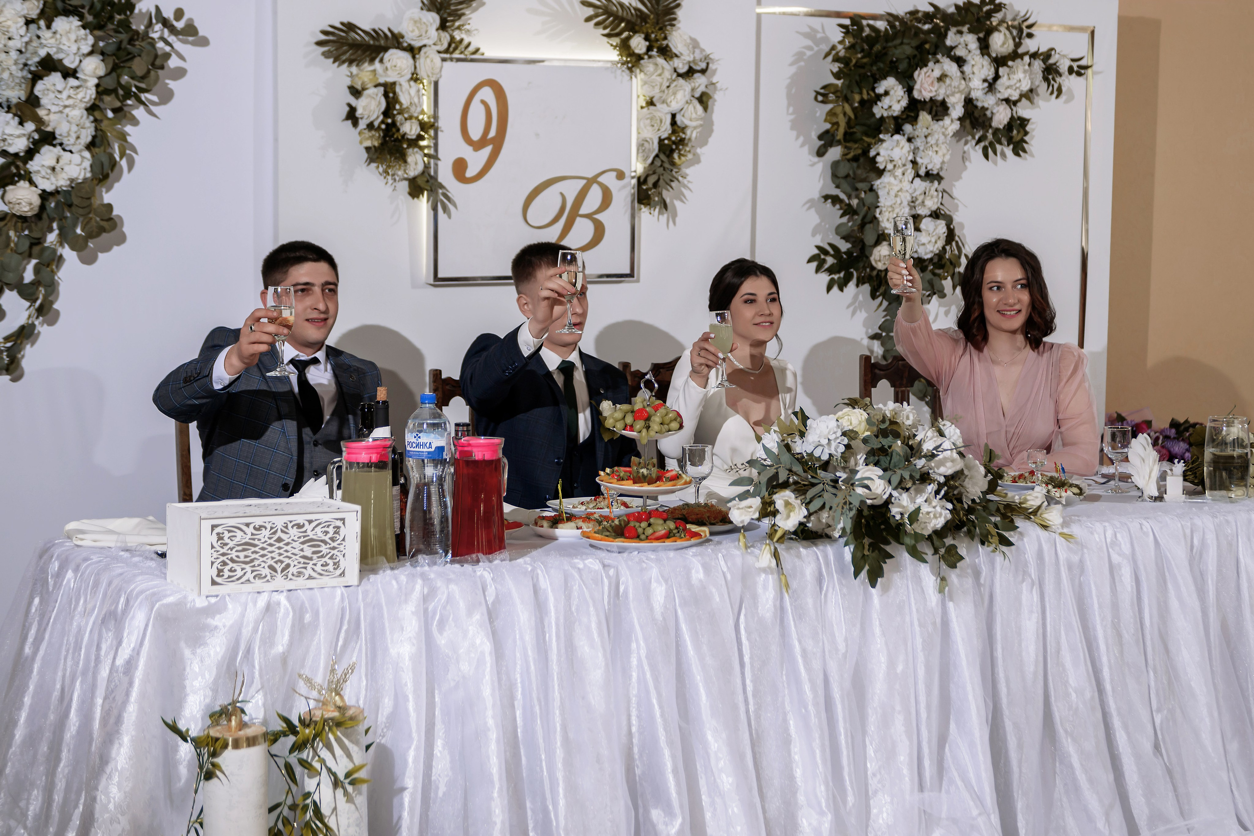 Эдуард и Виктория. Свадебный фотограф Белгород Валуйки Старый Оскол Воронеж