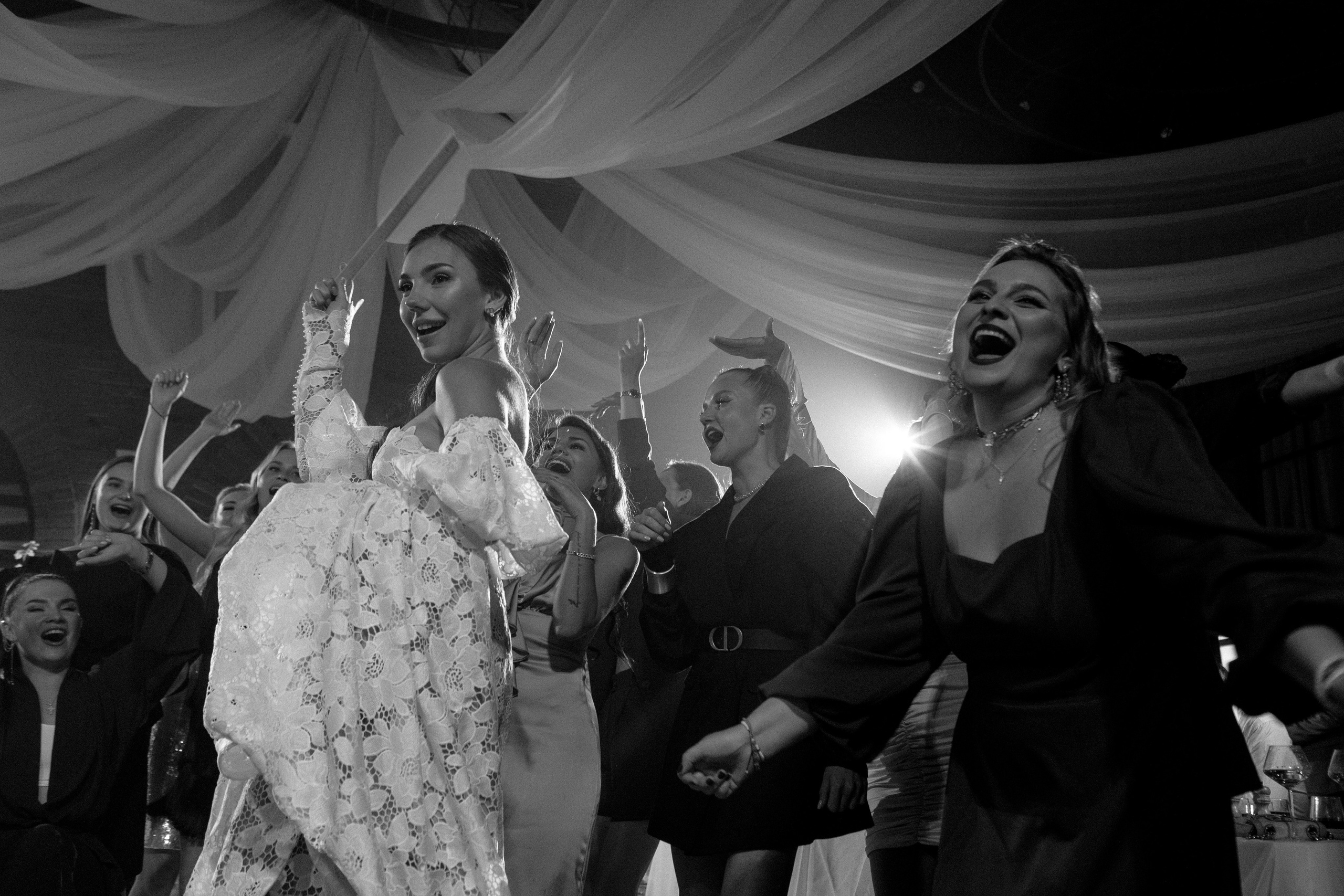 Полина и Костя. Свадебный фотограф в Красноярске