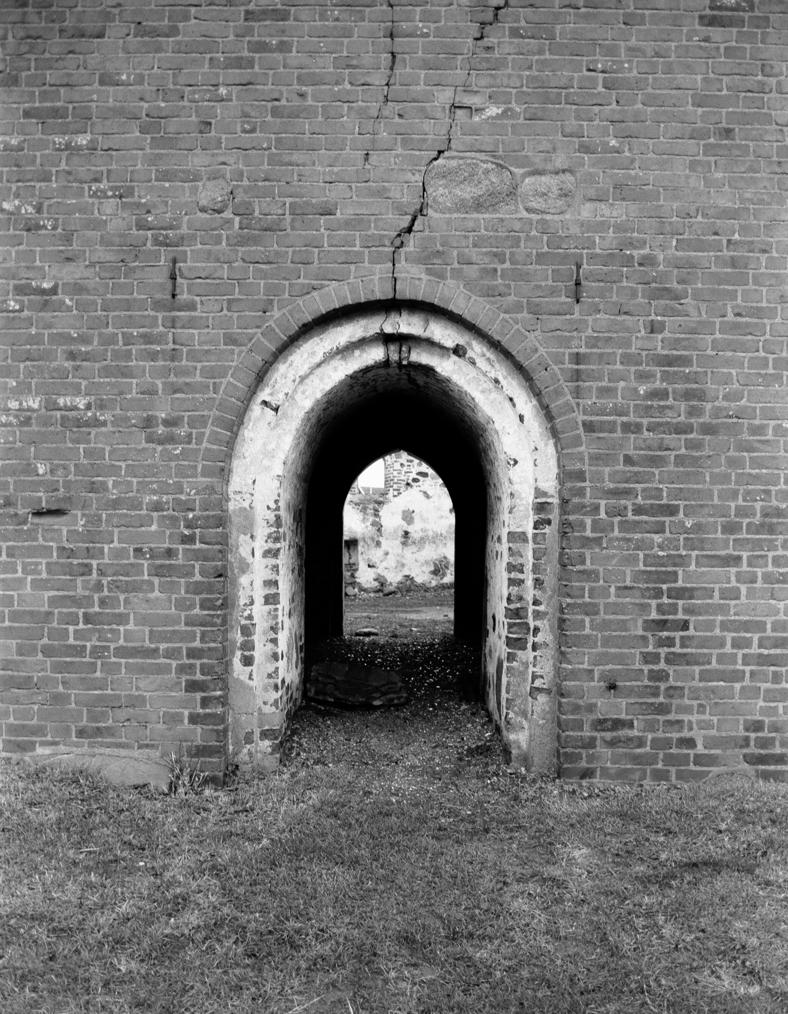 Двери, порталы, арки. BlackDrozd — фотография аналоговая и цифровая, цветная и черно-белая