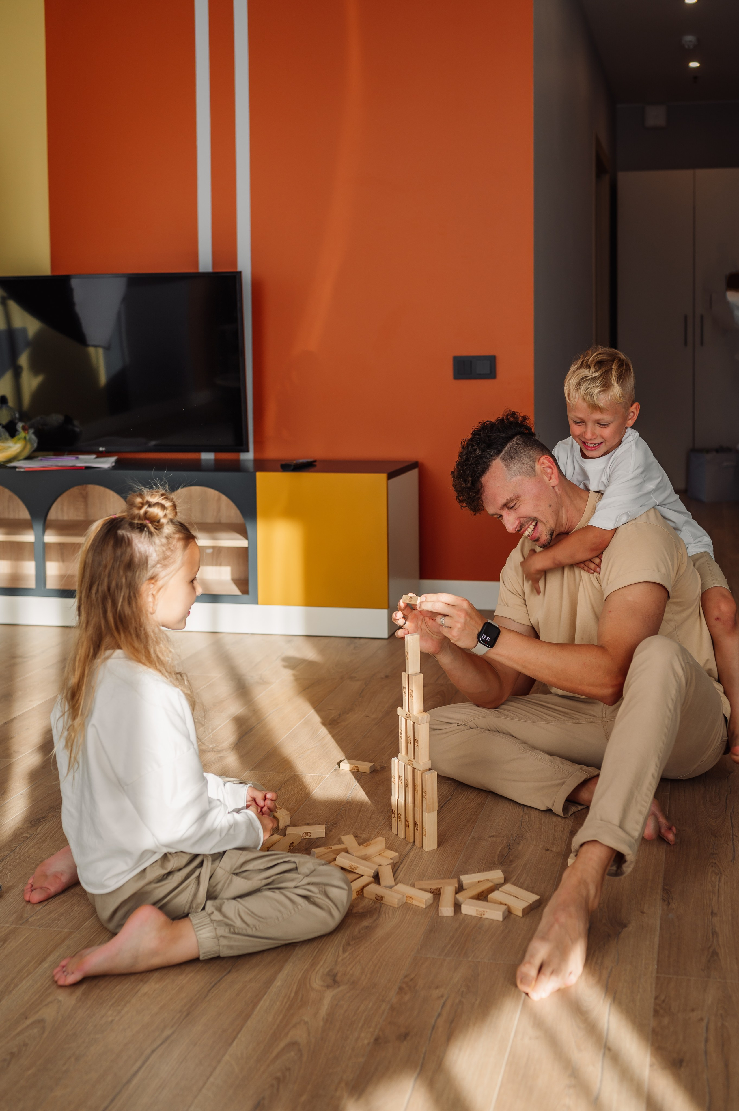 Съемка товаров для маркетплейсов (Wildberries, Ozon, Яндекс.Маркет). Фотограф товаров для соцсетей - инстаграм, вконтакте. Контент-фотограф в Москве Хныкина Лена