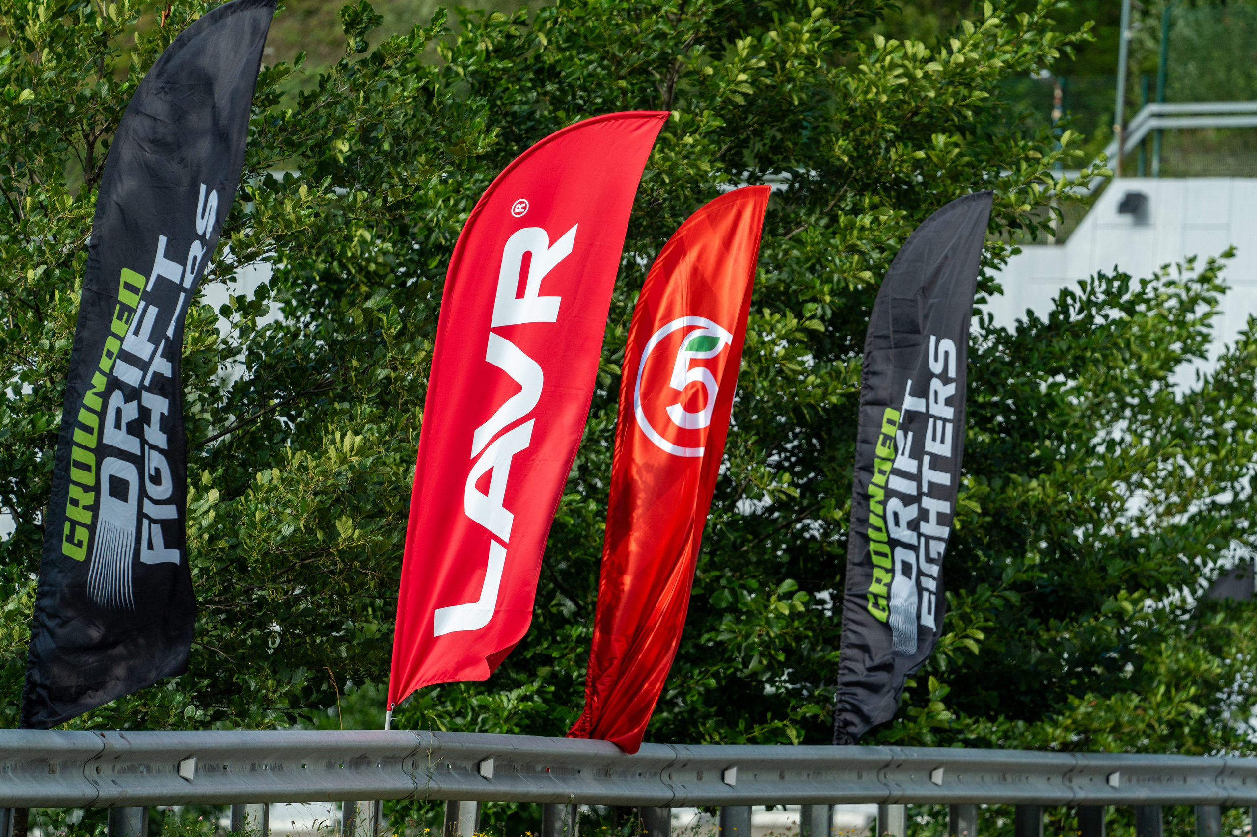 Фотоотчет партнеской интеграции для сети «Пятерочка» на фестивале «Grounded». Репортажный фотограф в Красной Поляне и Сочи Павлюченко Екатерина