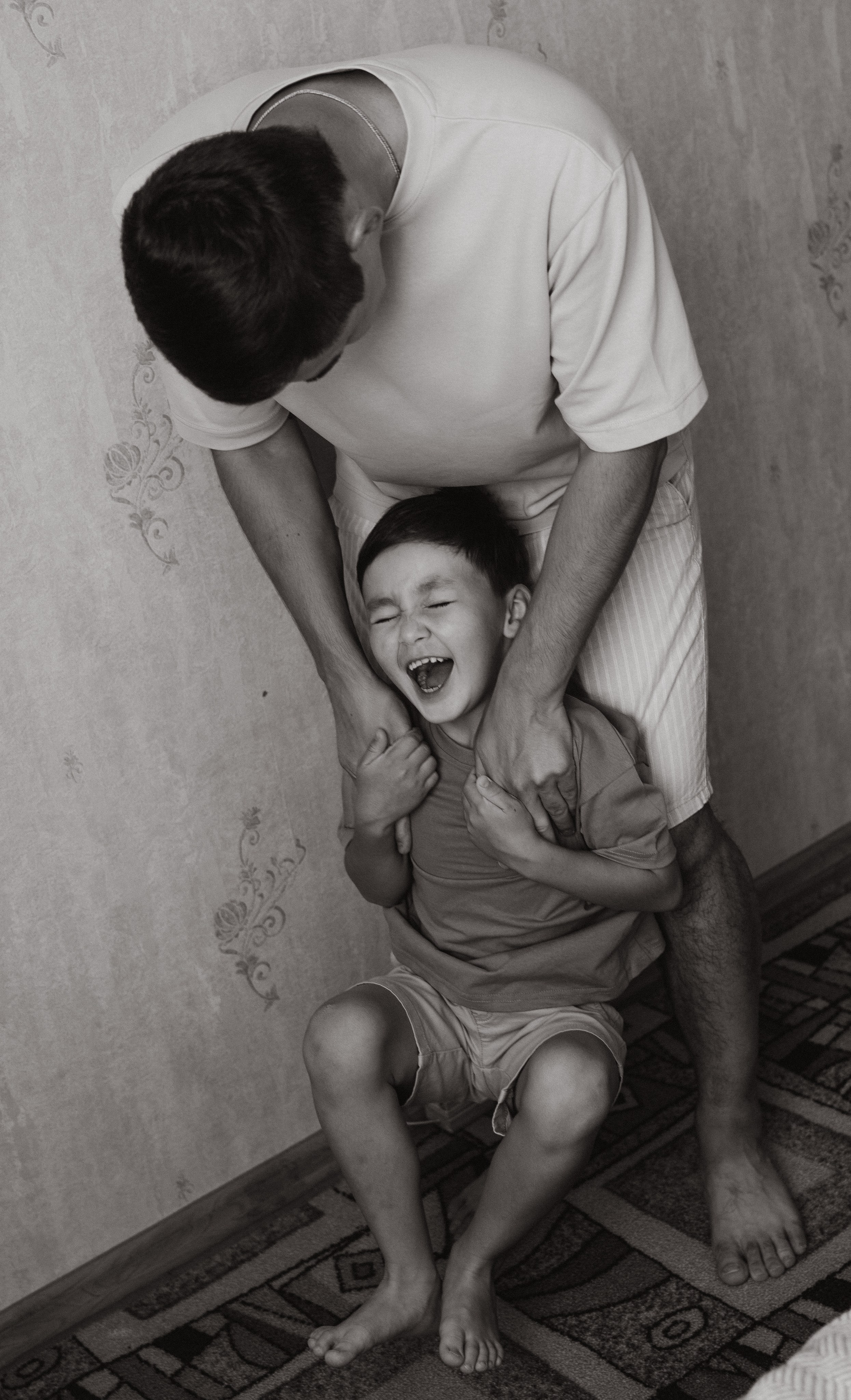 Домашняя фотосессия вчетвером. Семейный, ньюборн фотограф, фотограф на роды в Москве, Виктория Тюльдюкова