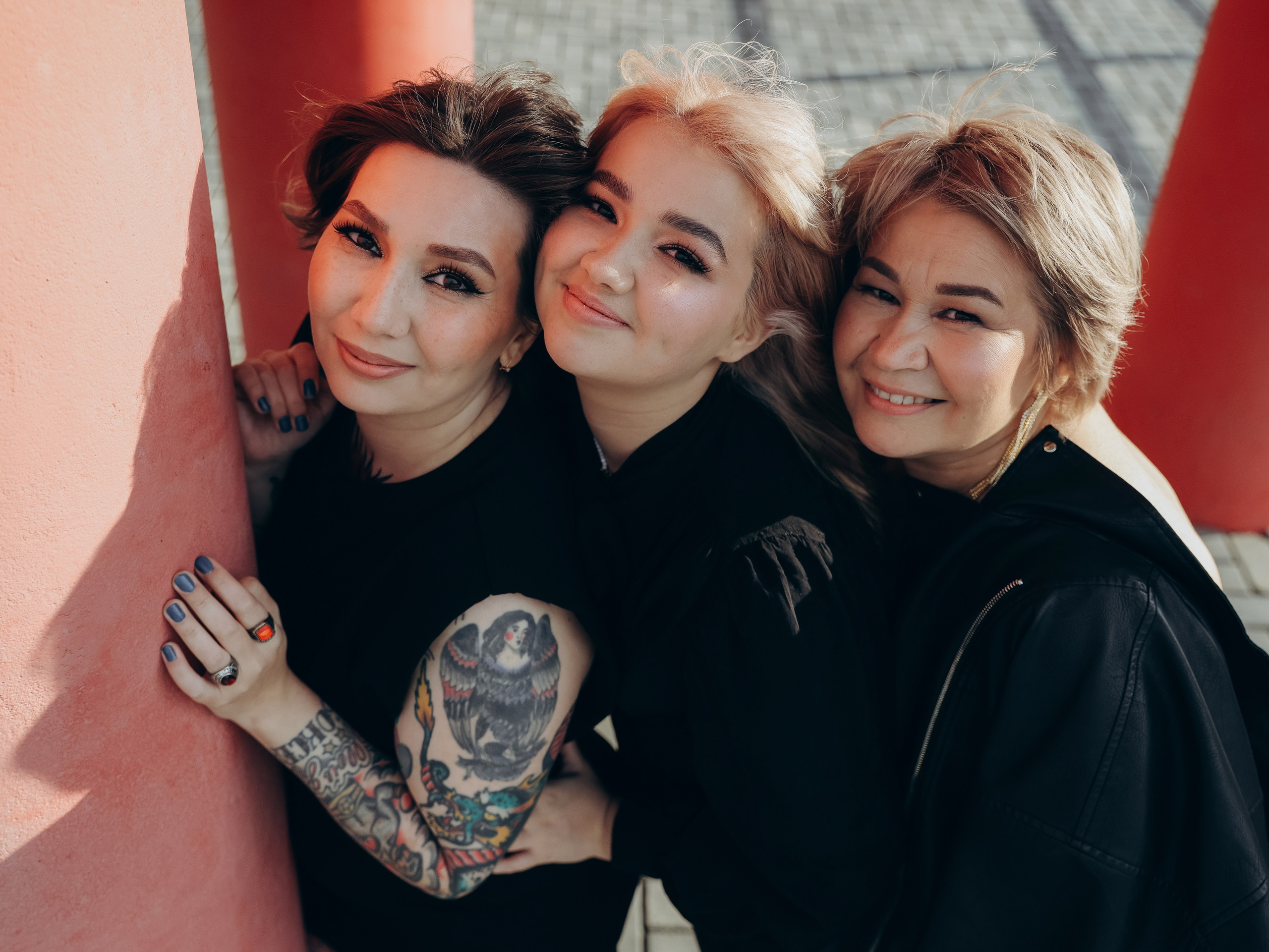 Семья в черном. Мультифотограф Динара Ахмедзянова