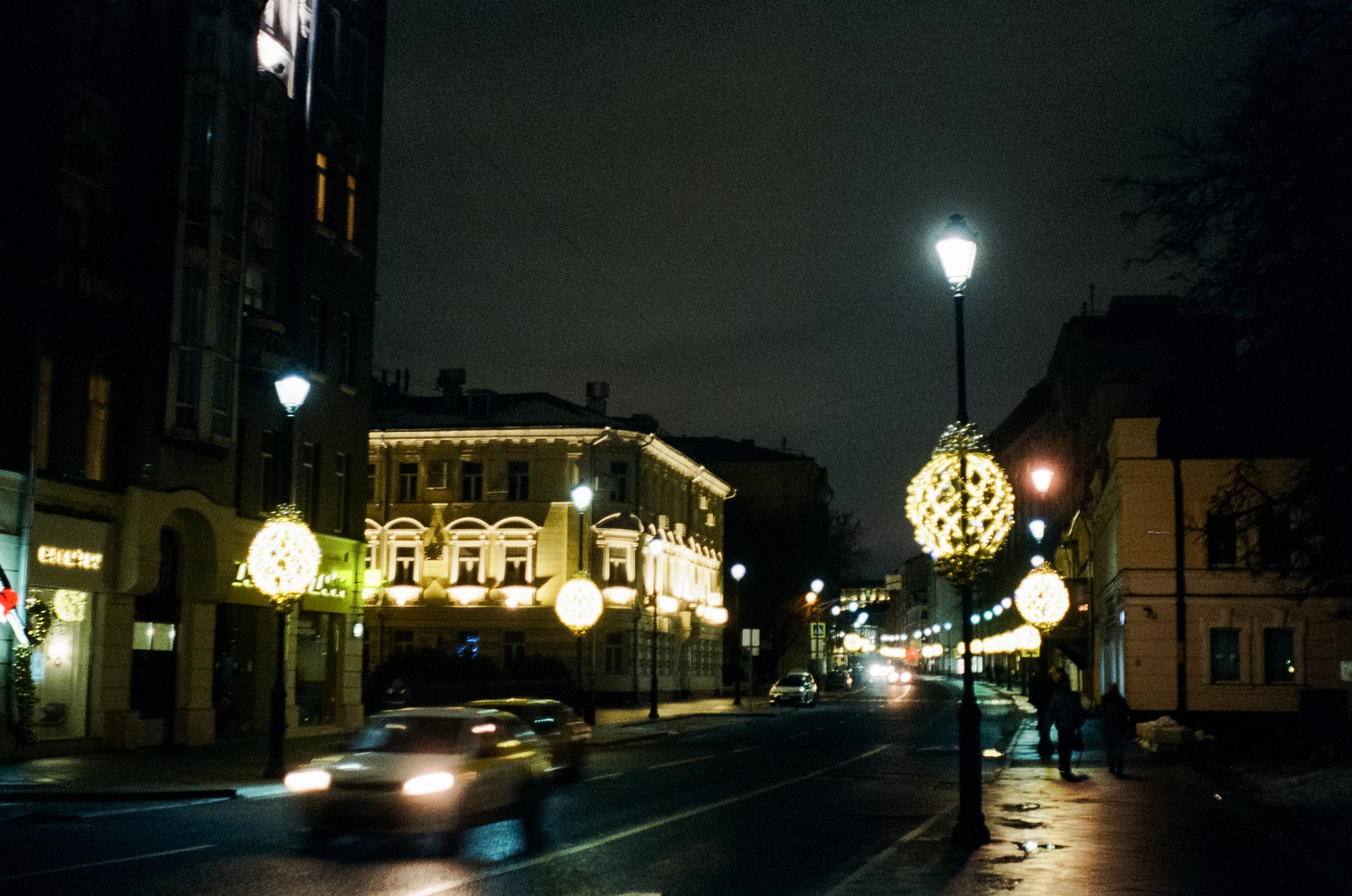 Zeiss Ikon Contessa — Zeiss-Opton Tessar T 45 mm f/2.8 / Wonder 500T (Kodak Vision 3 500T) @ISO 800