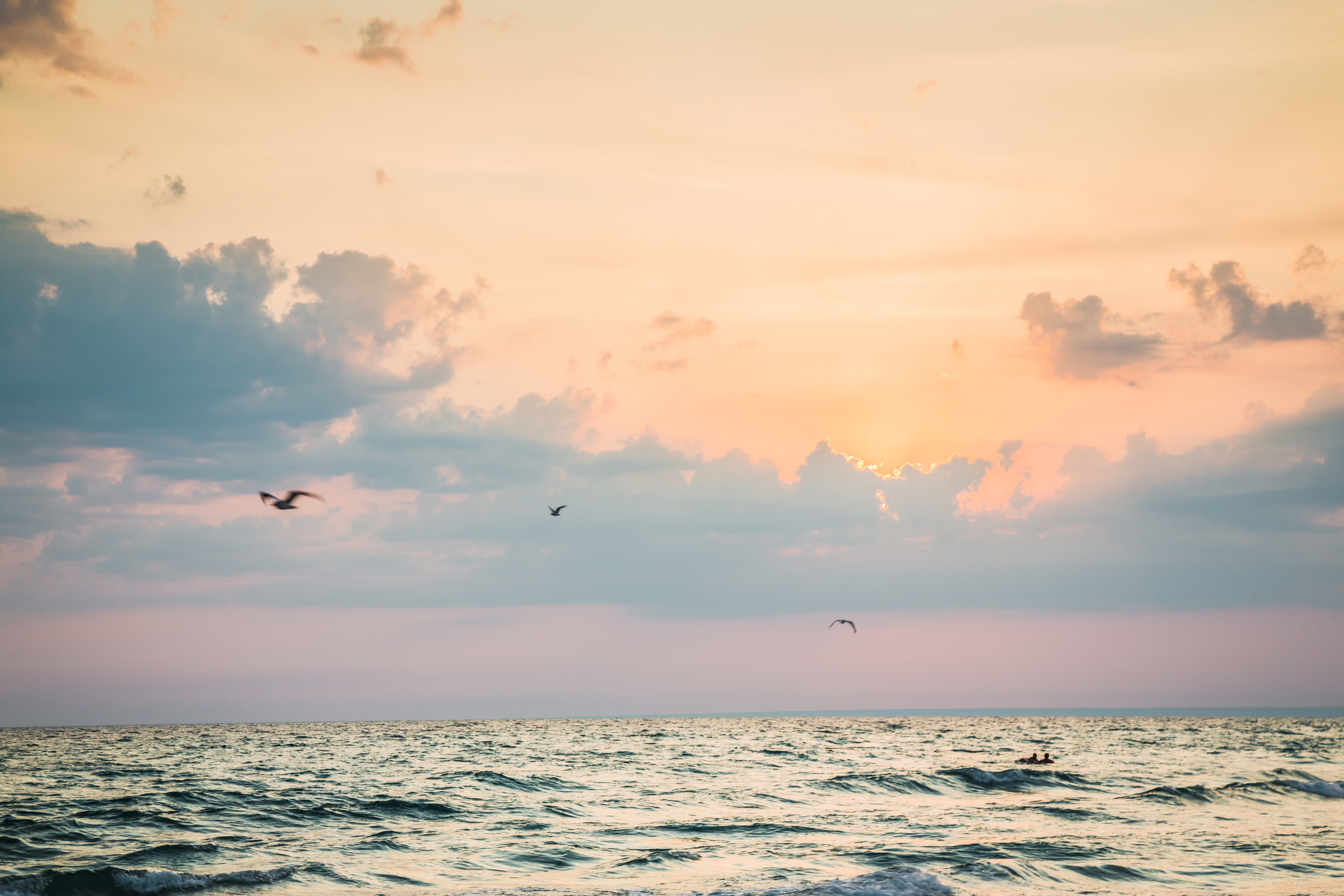 Штормовое. Республика Крым.  Черное море. Закат. 