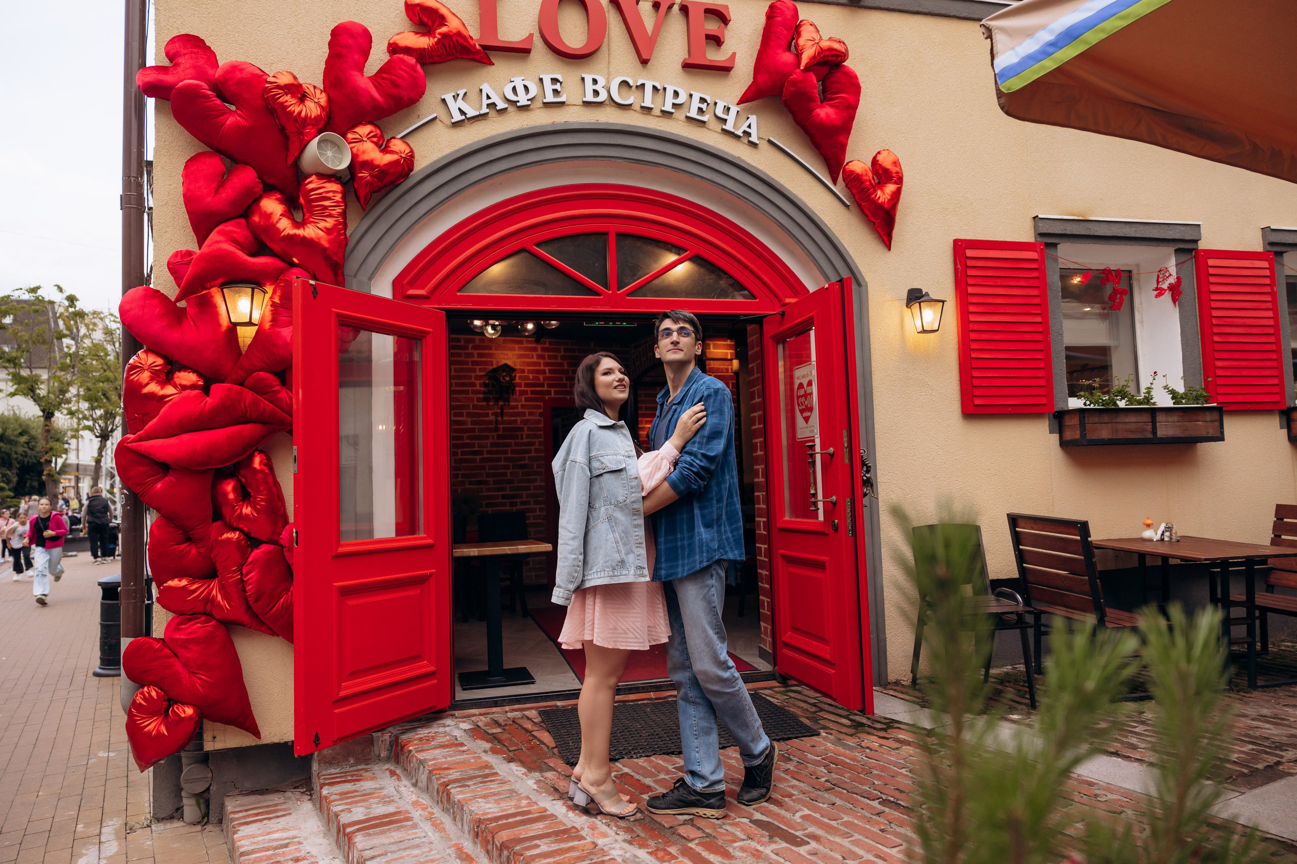Городская прогулка Зеленоградск. Фотограф в Калининграде свадебная фотография, репортажная, фотосессии