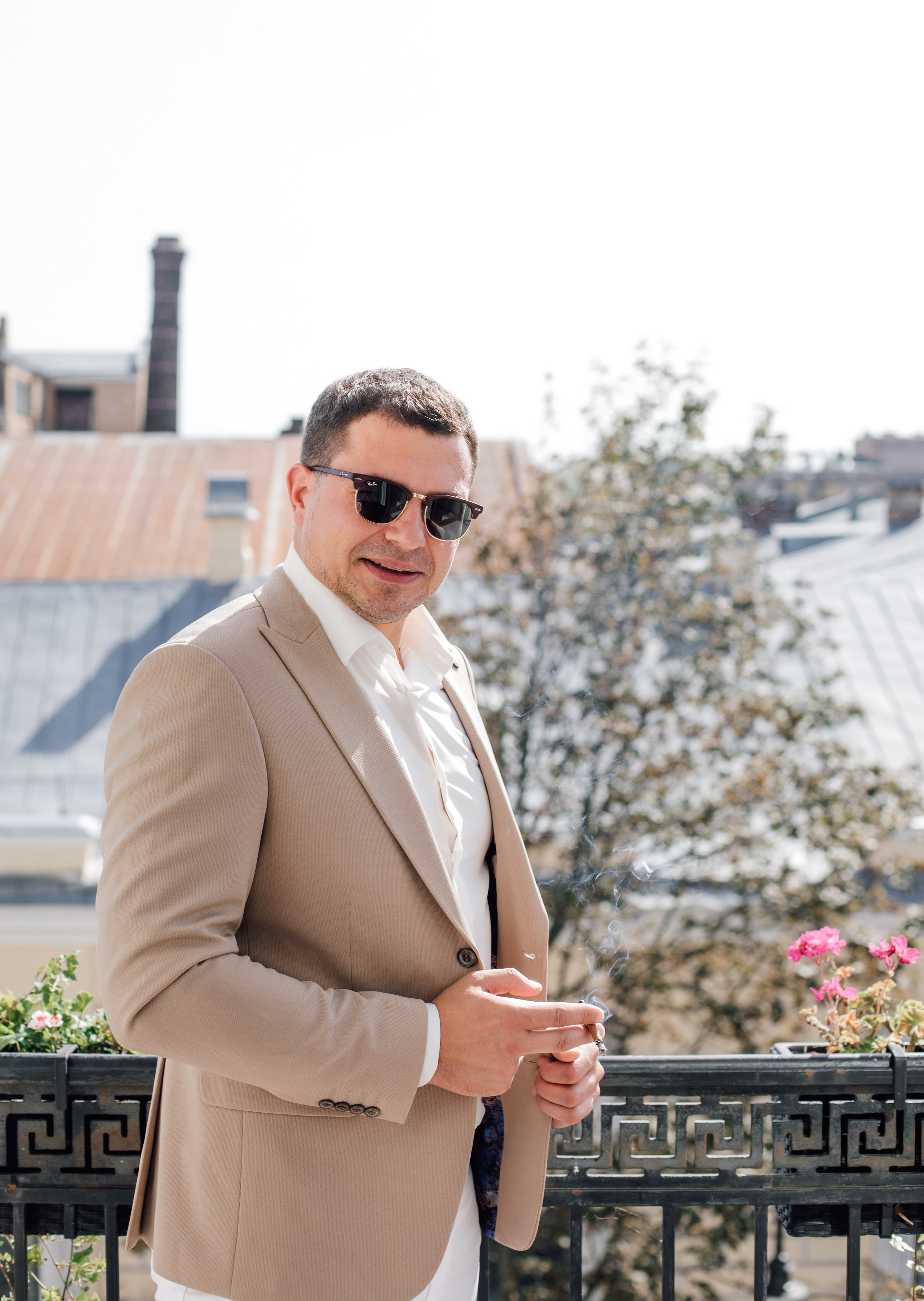 Сборы в Dom Boutique Hotel 5* и прогулка. Свадебный и семейный фотограф в Санкт-Петербурге и Сестрорецке