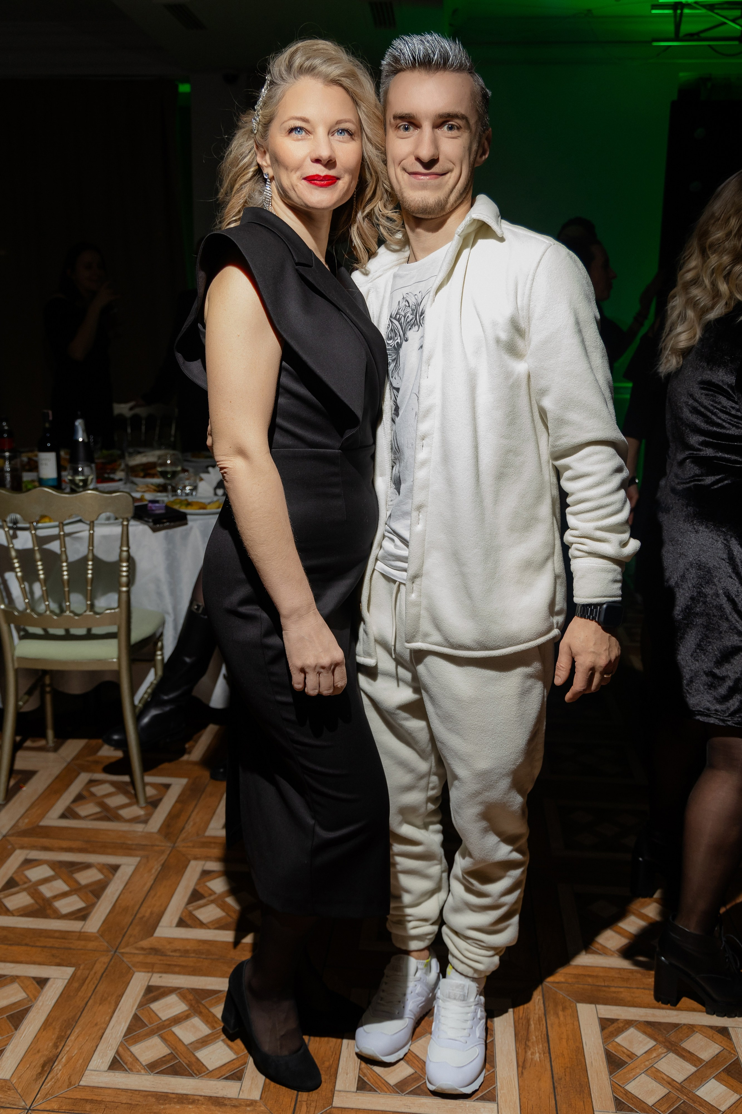 Корпоративная фотосъемка для кафе GARAGE | Новый год 2025 | Минск. Свадебный фотограф в Минске/Беларуси Сергей Спиридонов