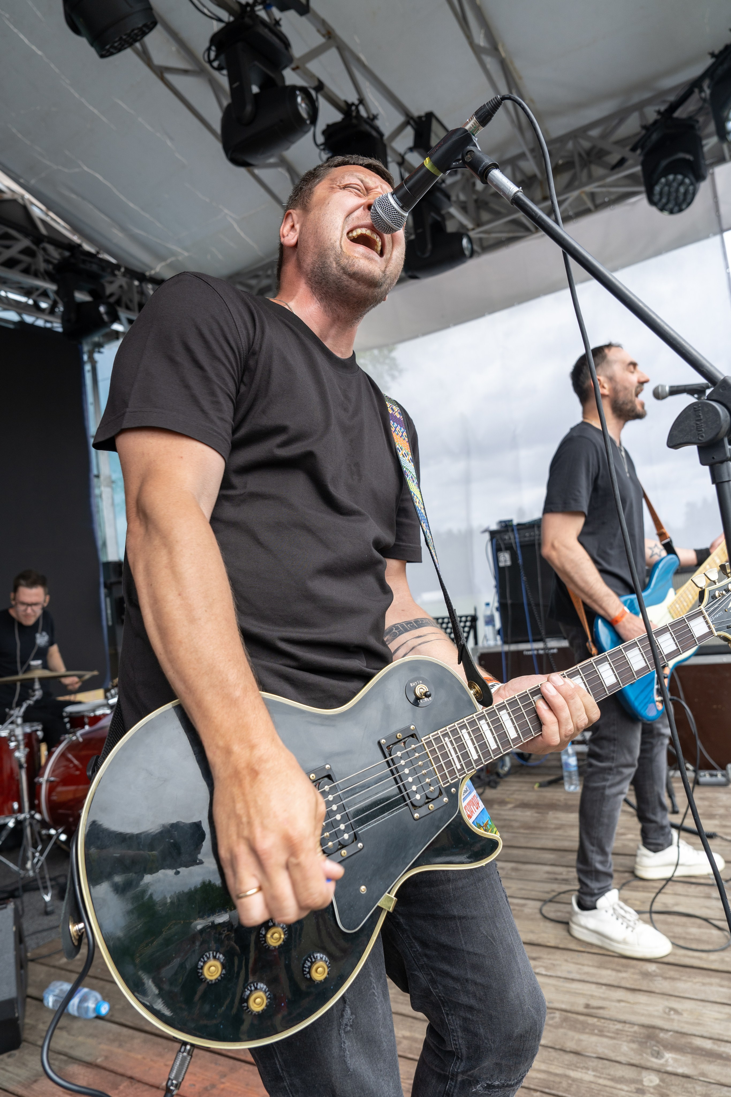 Фотоотчет с главного панк-рок фестиваля страны Anti-Party 2025. Фотограф Николай Прокофьев модельные тесты в Москве