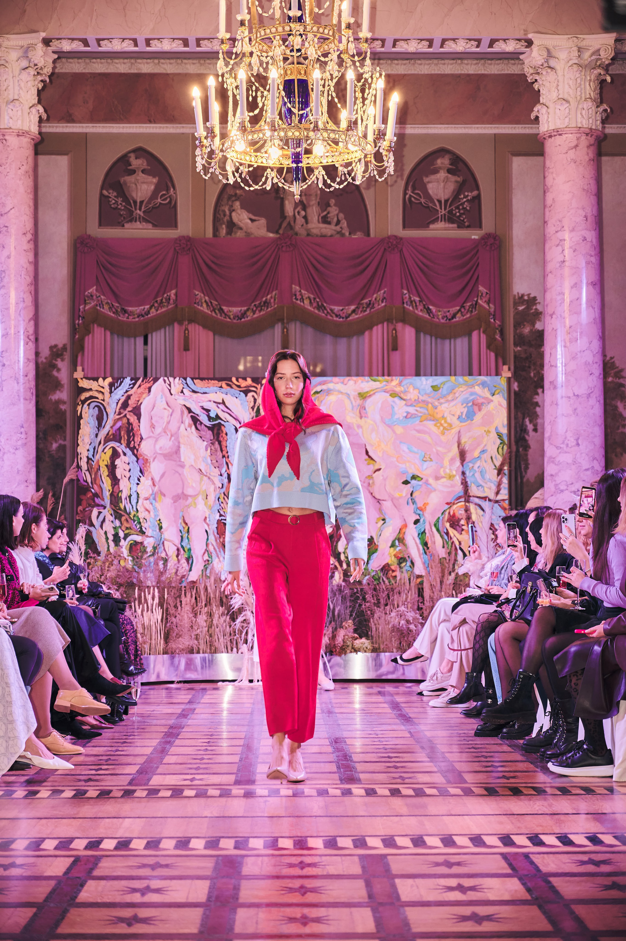 21.09.22 Люблино — Показ коллекции платьев. Никита Хохловский фото и видео продакшн