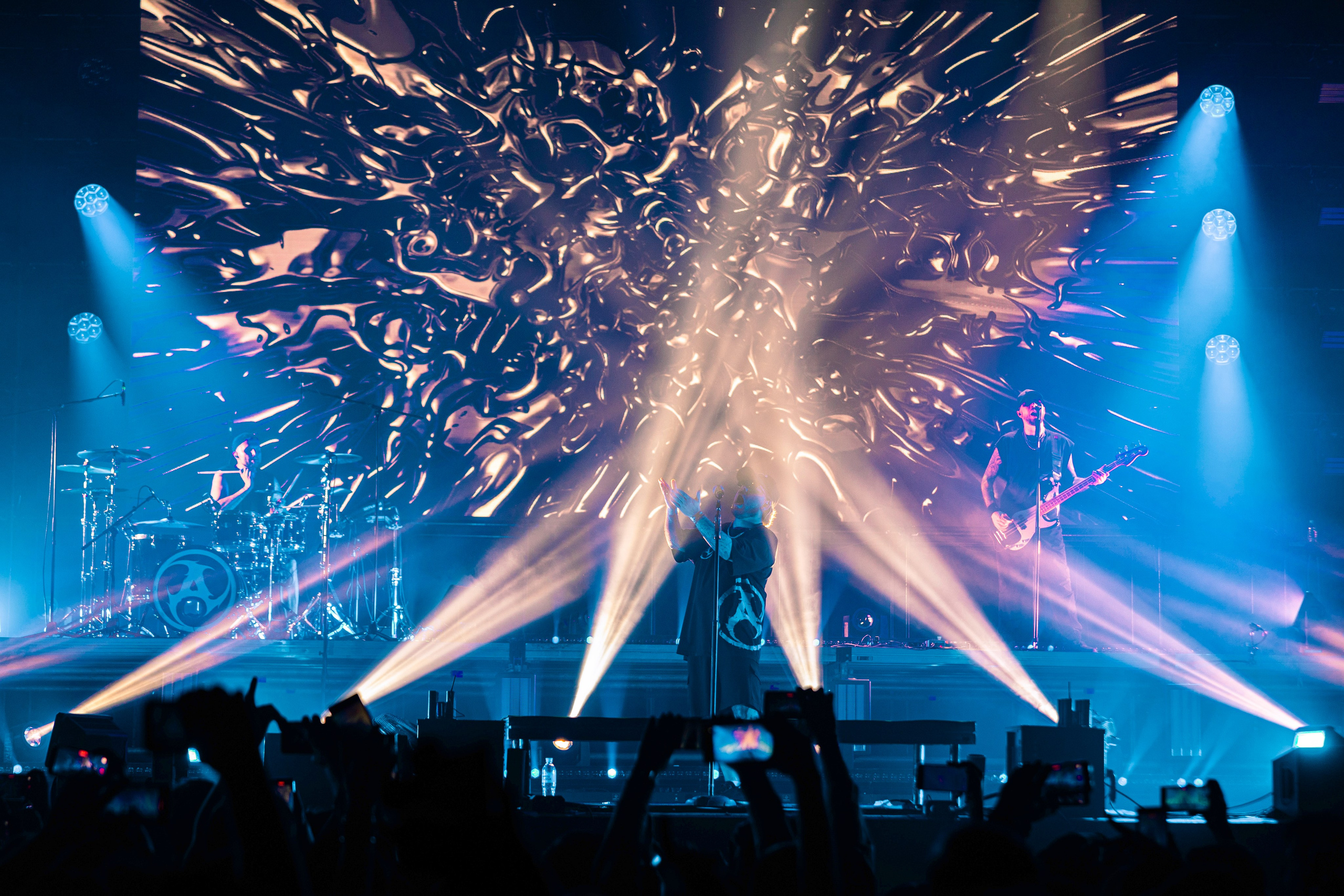 [AMATORY]. Концертный фотограф в Москве Алексей Вовк