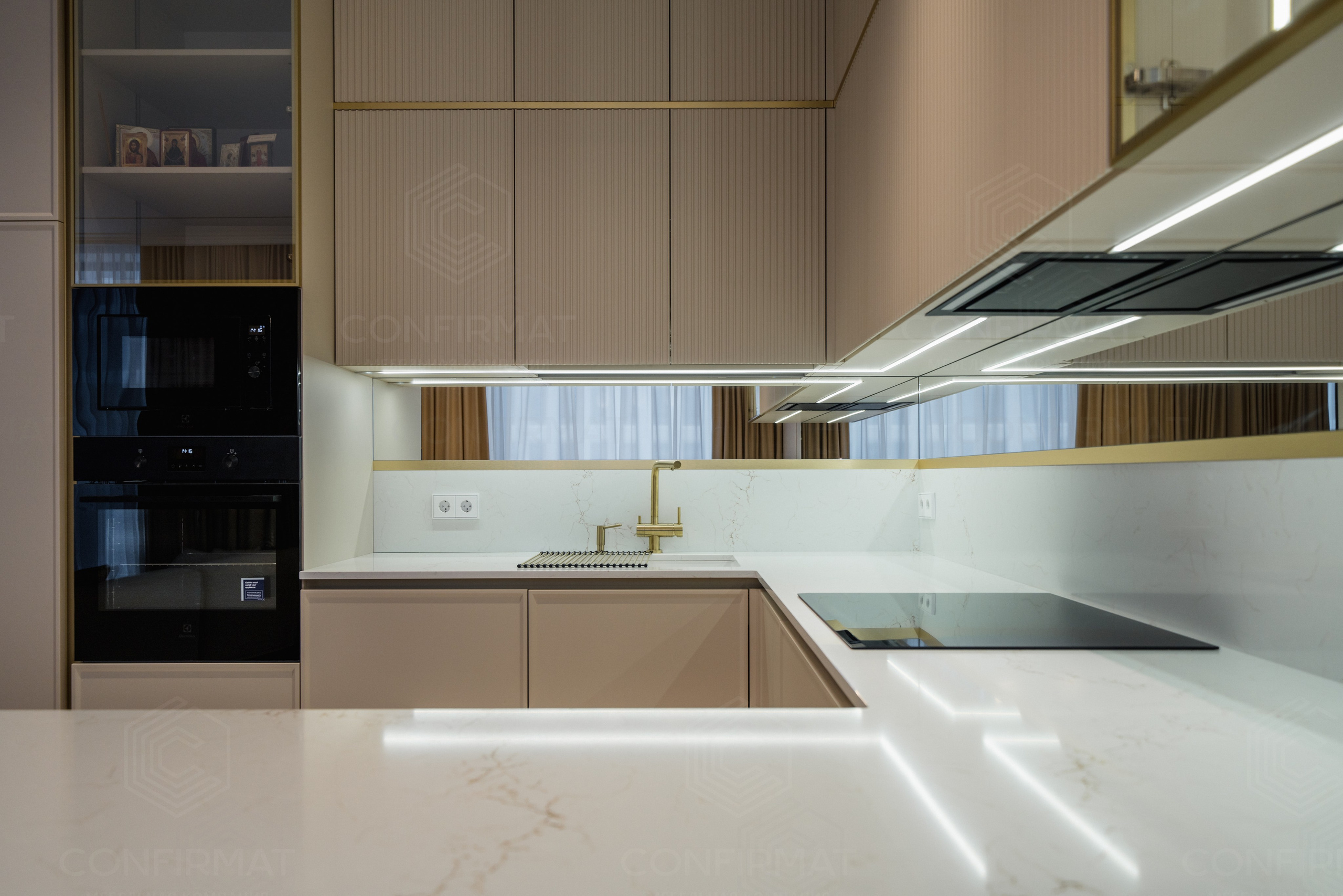 Кухне в цвете «крем Сабайон». Мебель на заказ