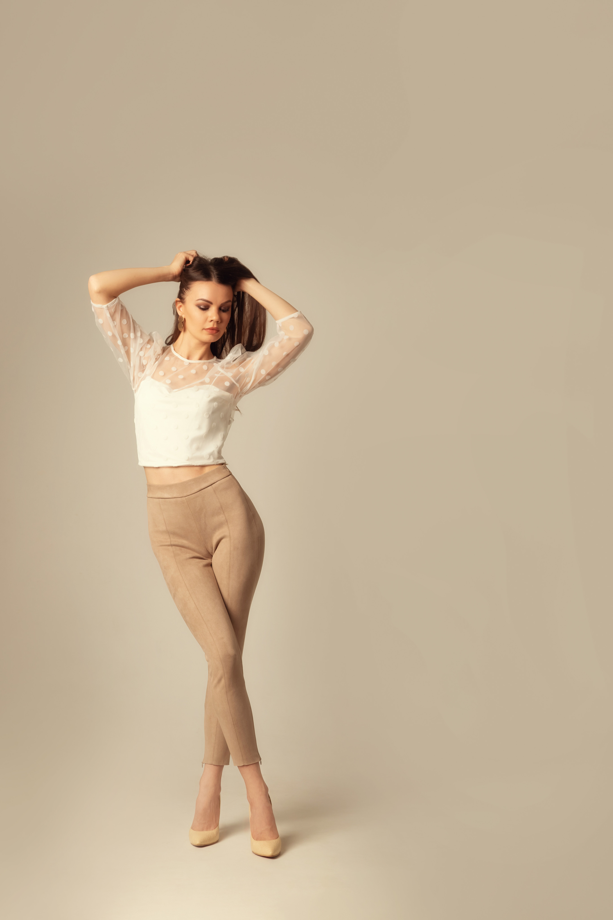 Женская портретная фотосессия в студии фотограф Галина Шарапова