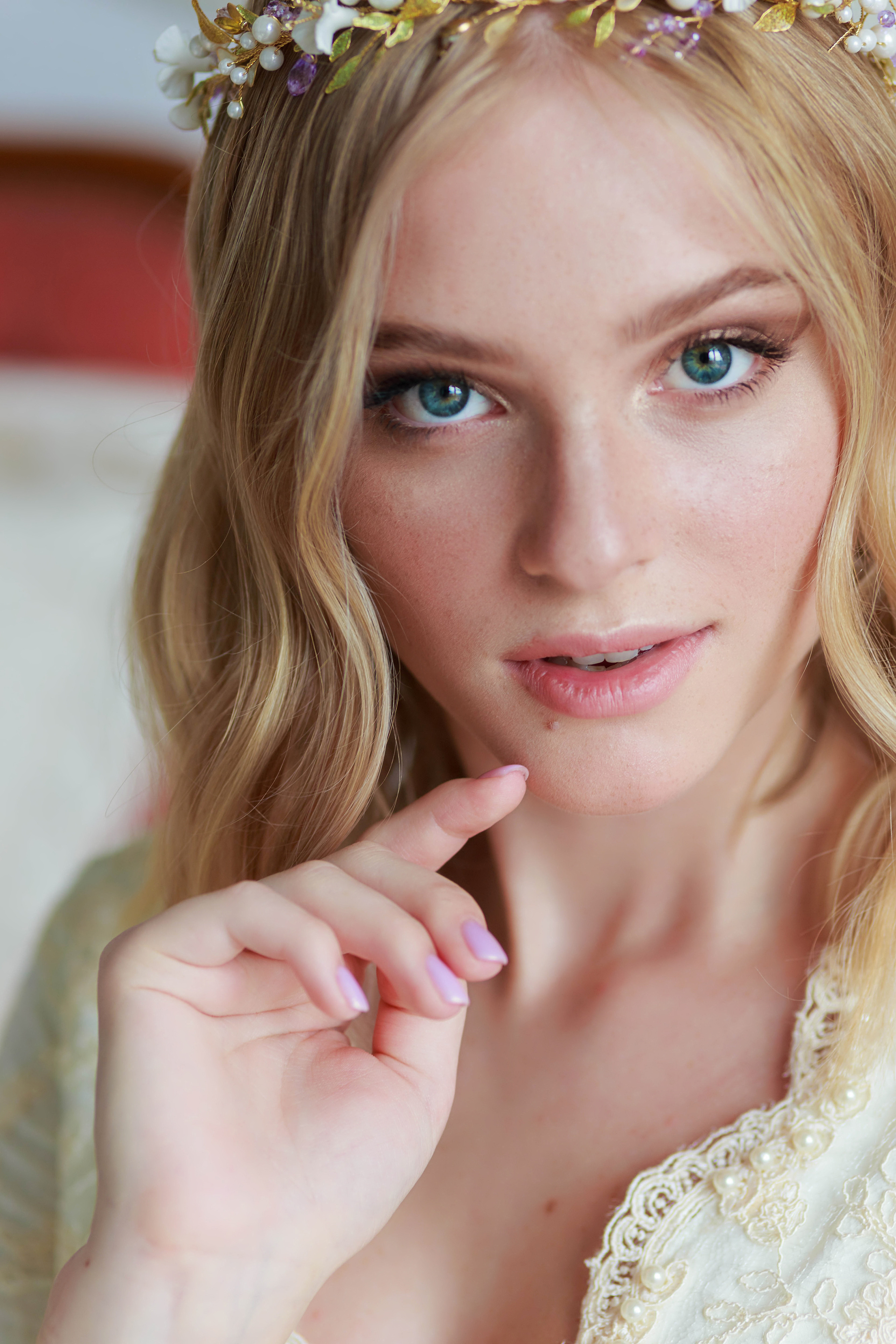 Крупный портрет невесты в студии фотограф Галина Шарапова