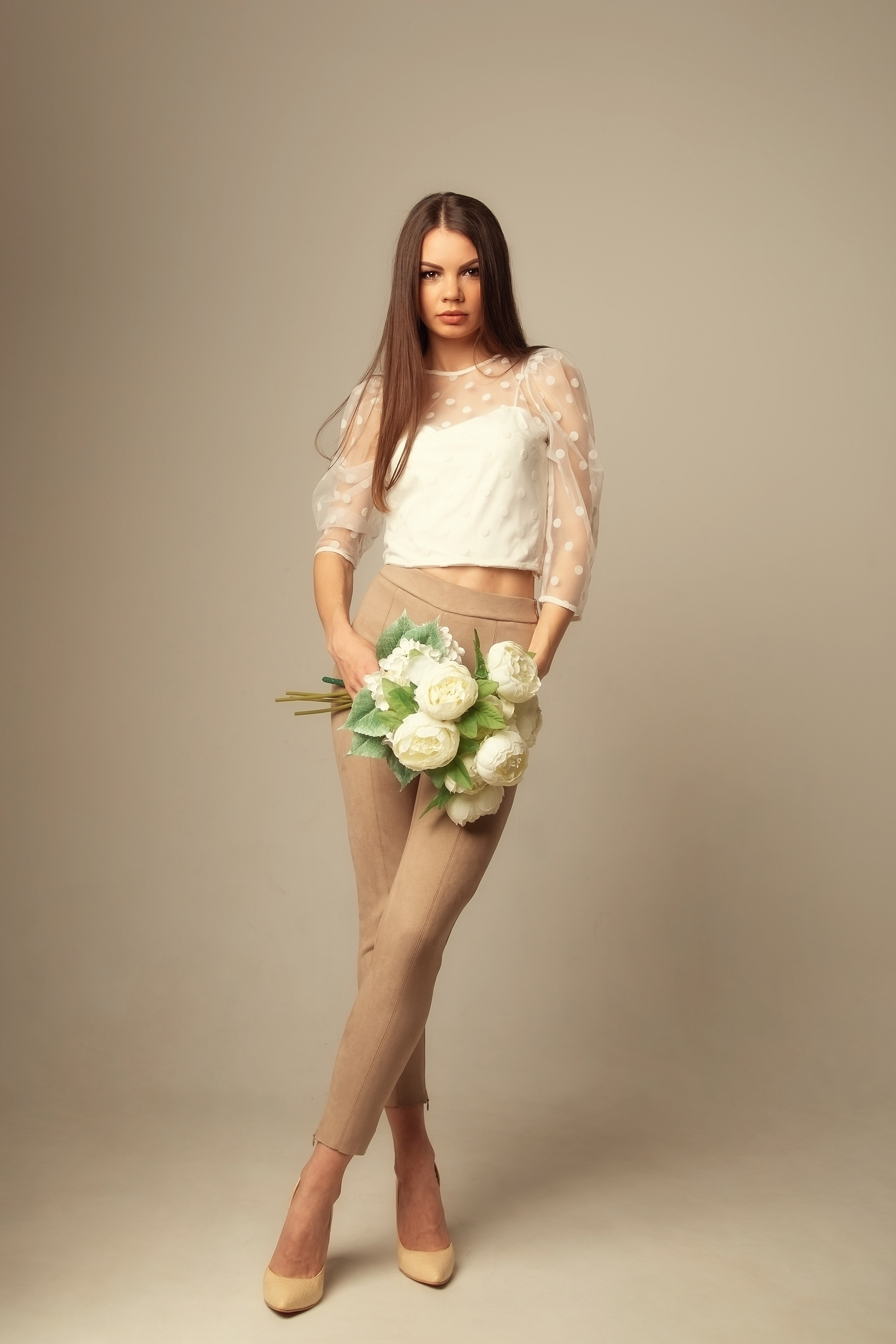 Женская портретная фотосессия в студии фотограф Галина Шарапова