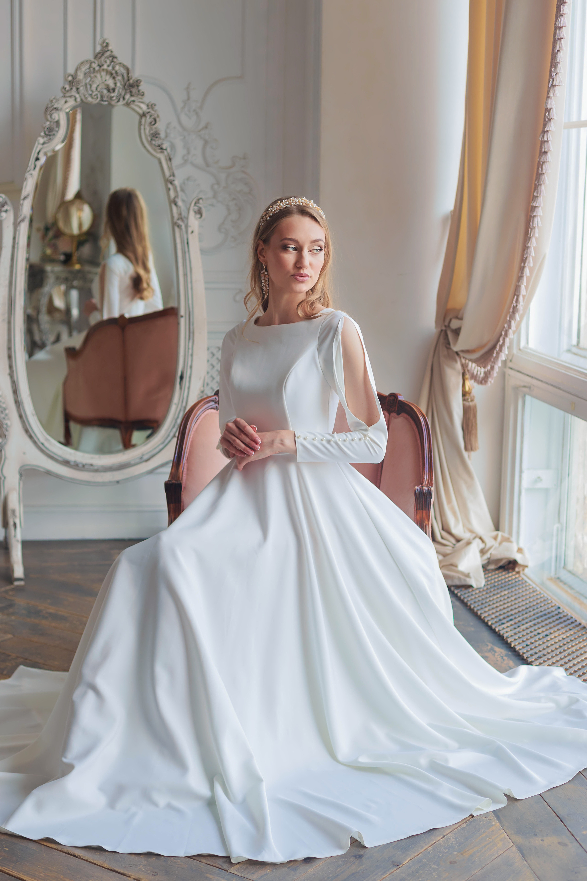 Фотосессия невесты в белой студии фотограф Галина Шарапова