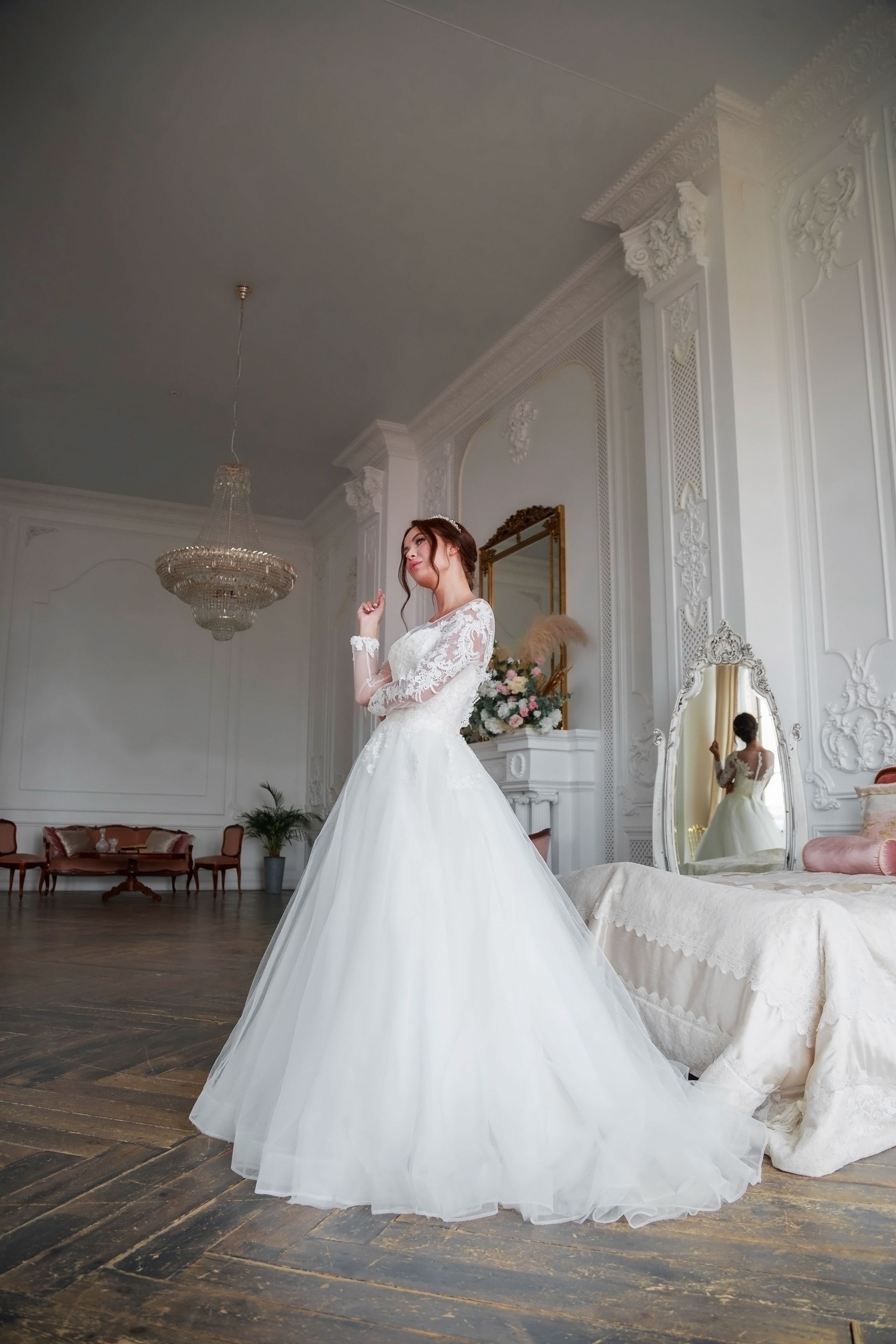 Фотосессия невесты в белой студии фотограф Галина Шарапова