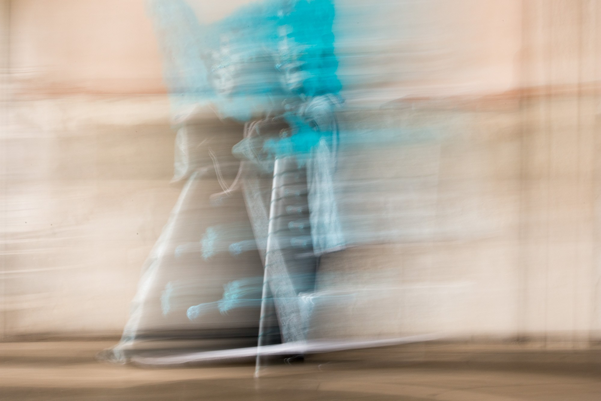 Фотографии призраков Венеции | Мистическая фотосессия карнавала Motion Blur