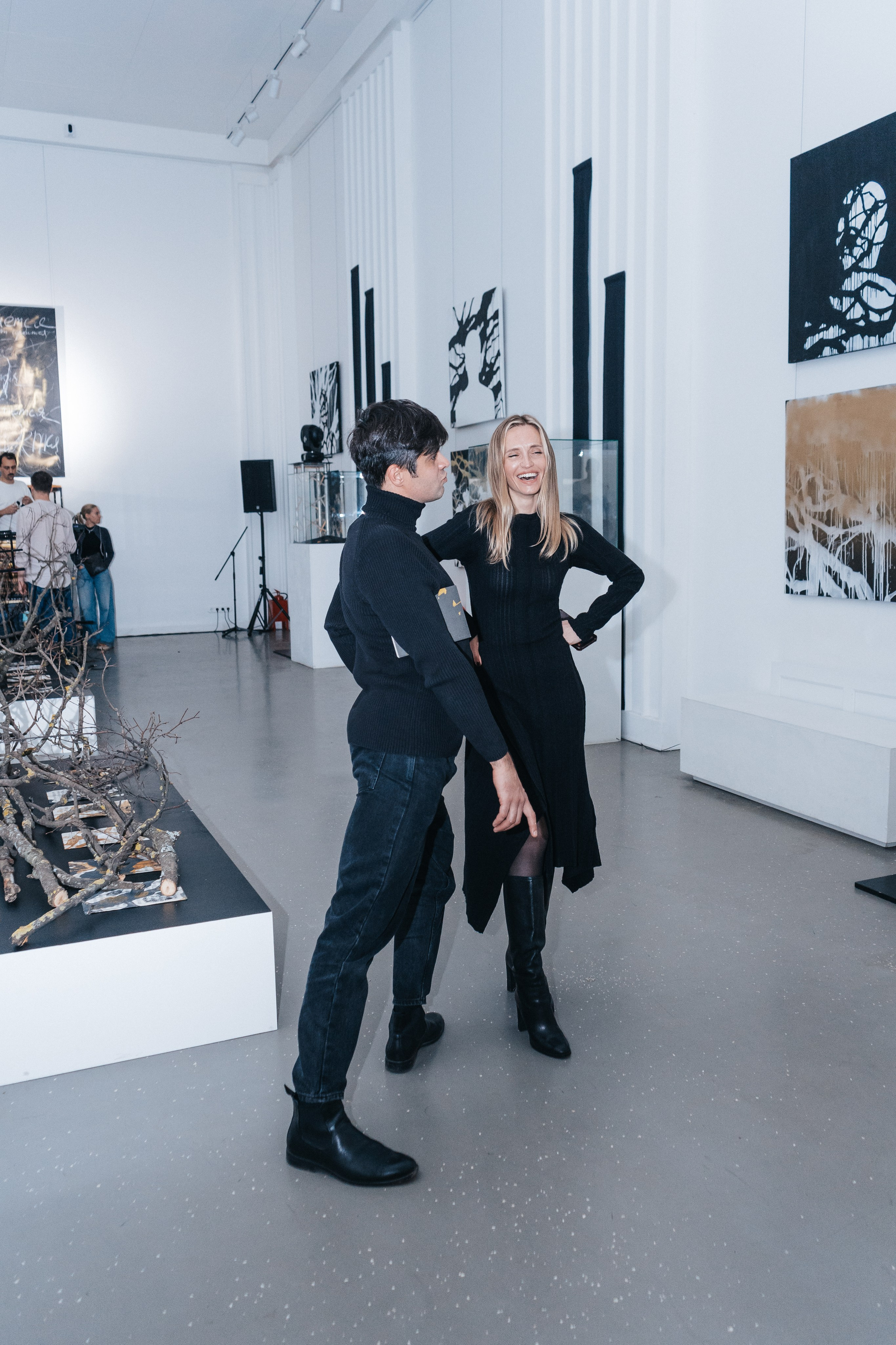 Выставка Юрия Литарова. Всё рождается. Всё продолжается. Портретный фотограф Нижний Новгород