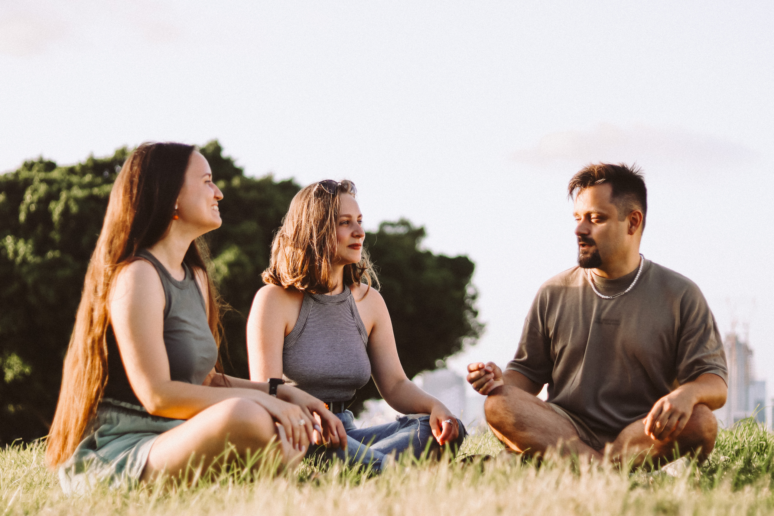 Ivan, Sonya and Orly, September 2023. Photographer in Israel Alice Milchin
