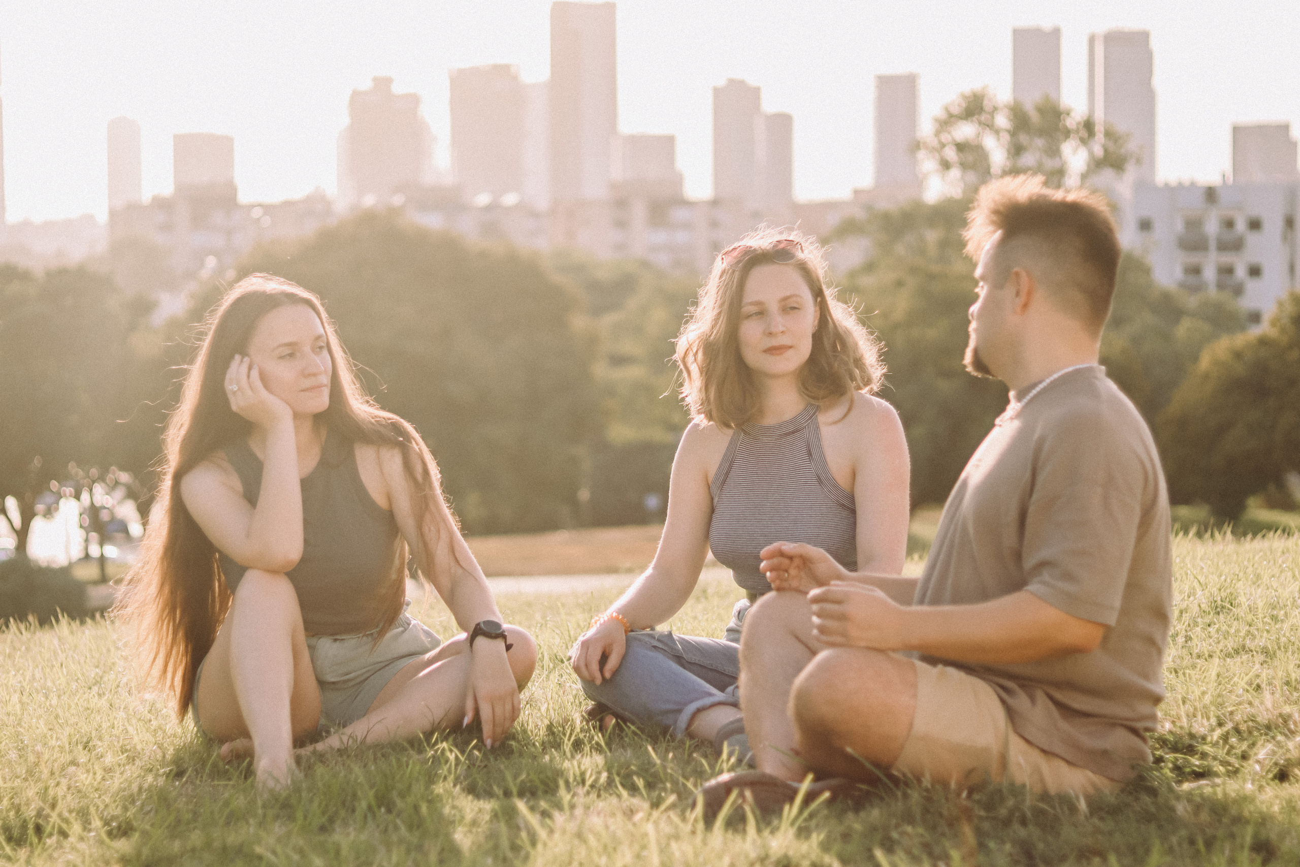 Ivan, Sonya and Orly, September 2023. Photographer in Israel Alice Milchin