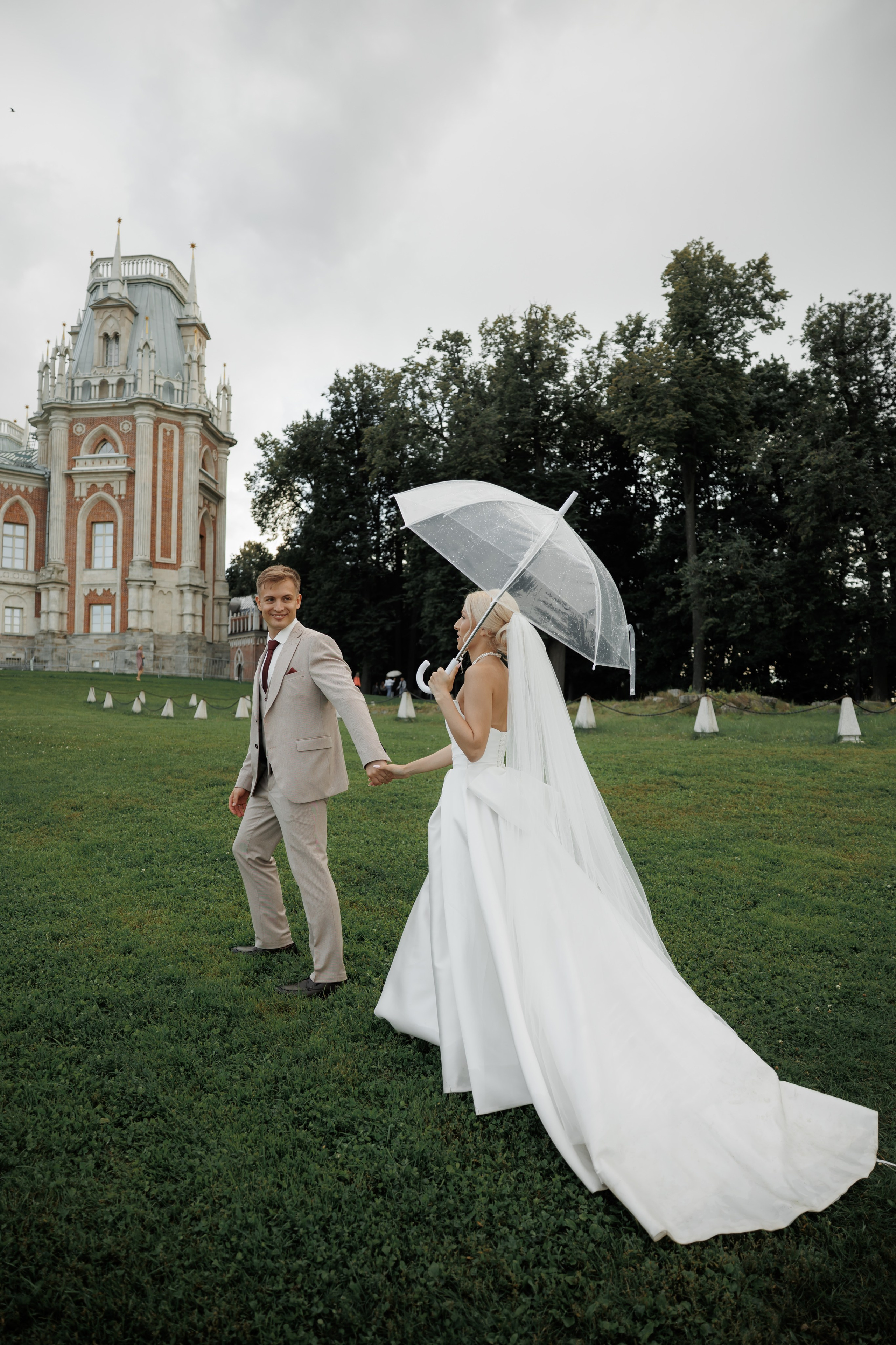 Отель «Милан», Шипиловский ЗАГС, прогулка в парке Царицыно. Свадебный и репортажный фотограф (Москва, Королев и другие)