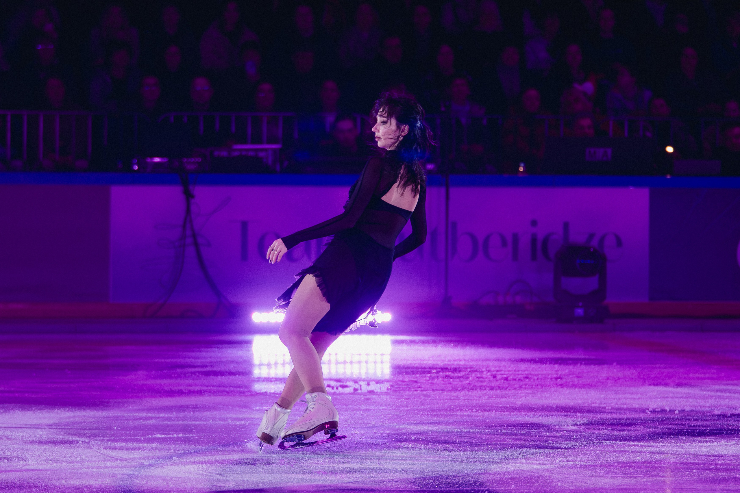 Шоу Этери Тутберидзе в Новосибирске. Воробьева Ксения — Спортивный и танцевальный фотограф Новосибирск