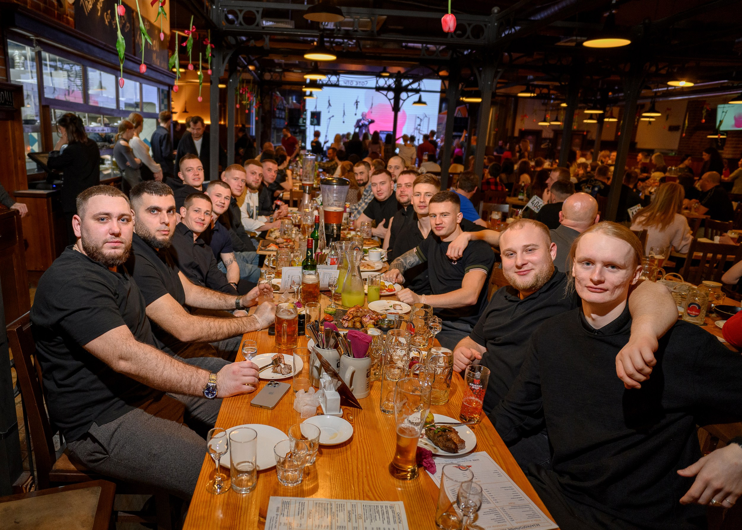 8Марта_МаксБрой. Фотограф Александр Данилов