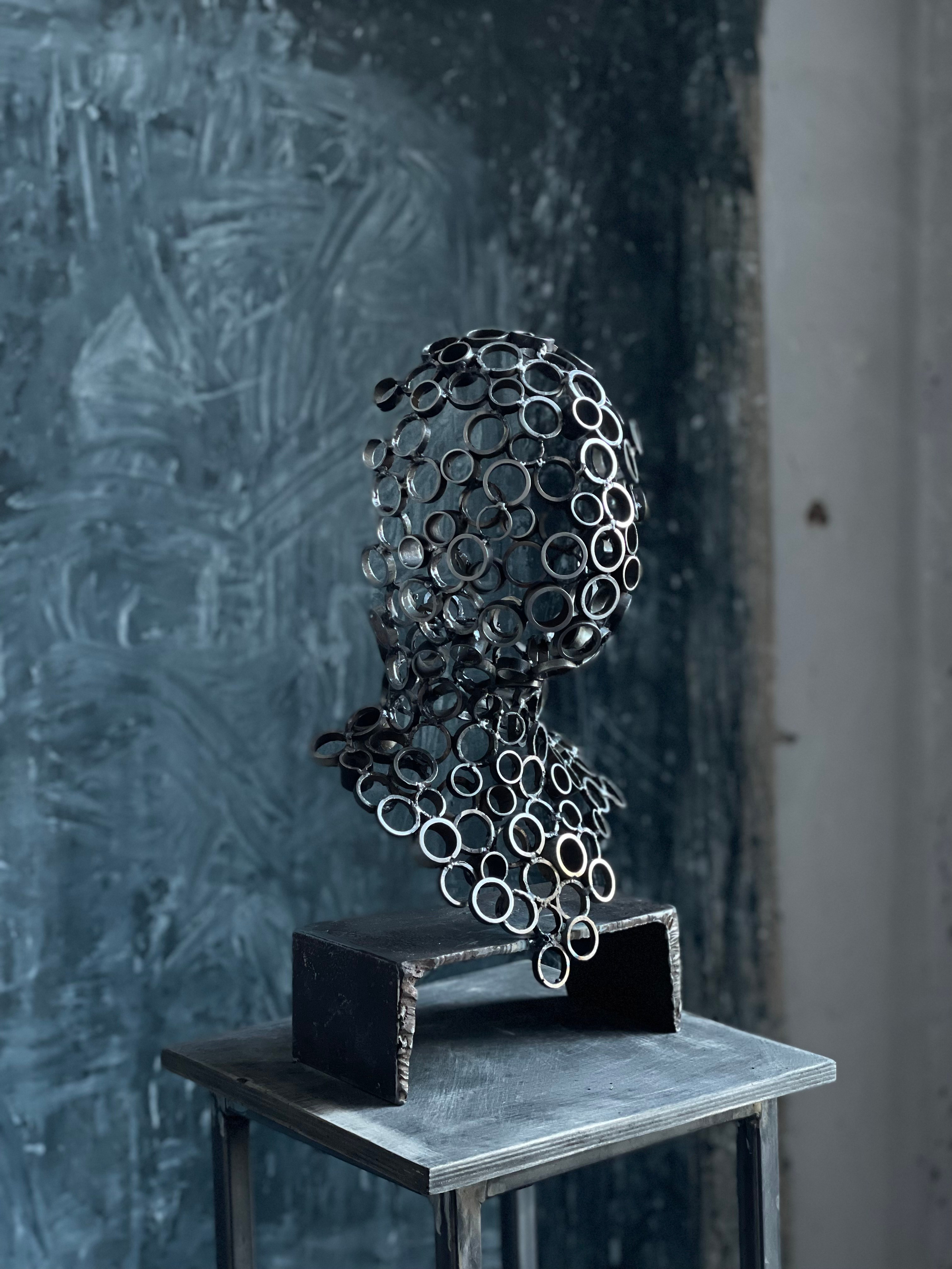 Паркур/Свободное падение /Спб/Малая Балканская 13к2 /2023. Художник — скульптор Антонина Фатхуллина