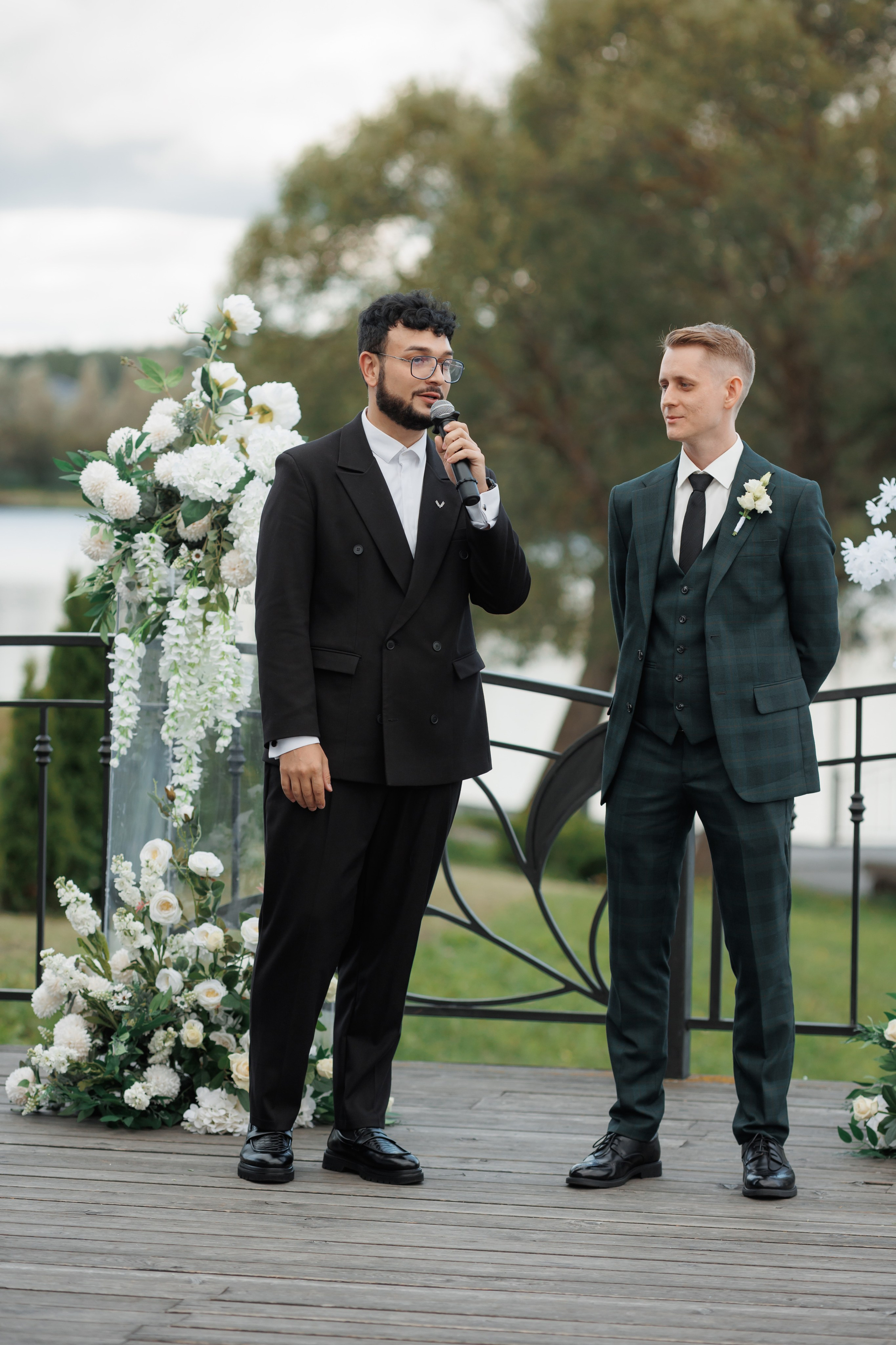 Регистрация в отеле Fish Point, ЗАГС Бутово, прогулка в Остафьево. Свадебный и репортажный фотограф (Москва, Королев и другие)