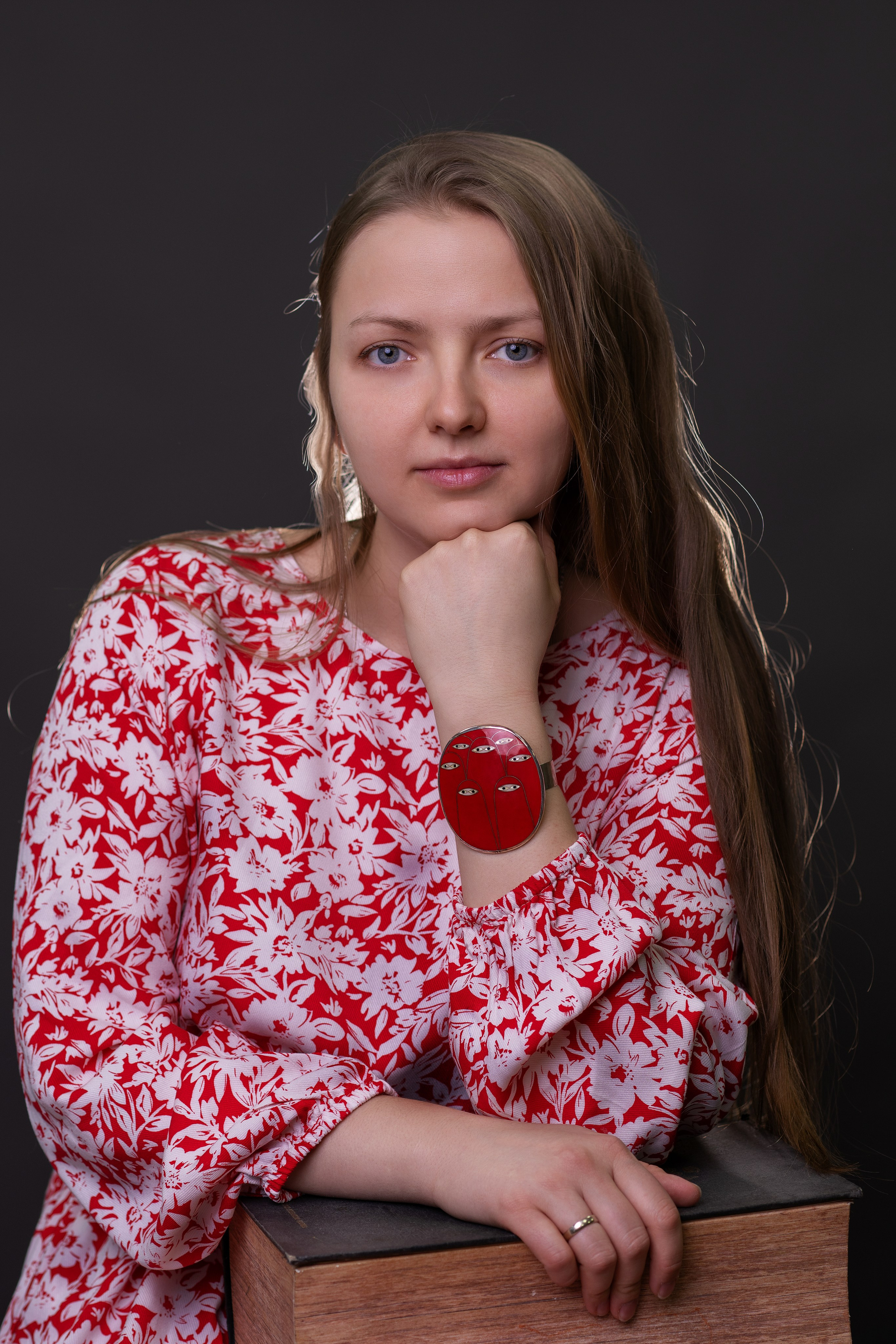 Студийные женские портреты. Главная