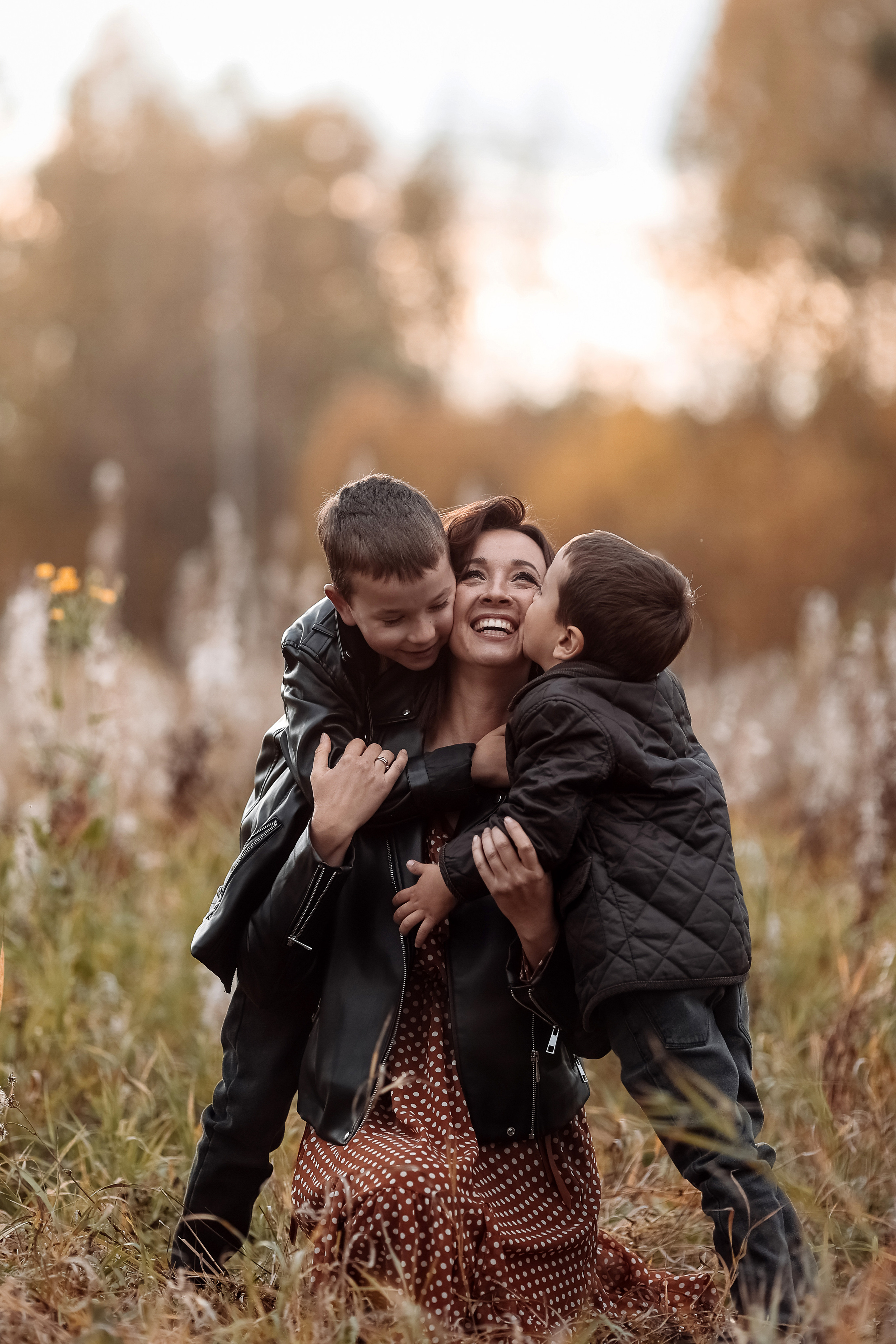 Прогулка на конюшне. СЕМЕЙНЫЙ ФОТОГРАФ КРАСНОЯРСК, ЖЕЛЕЗНОГОРСК